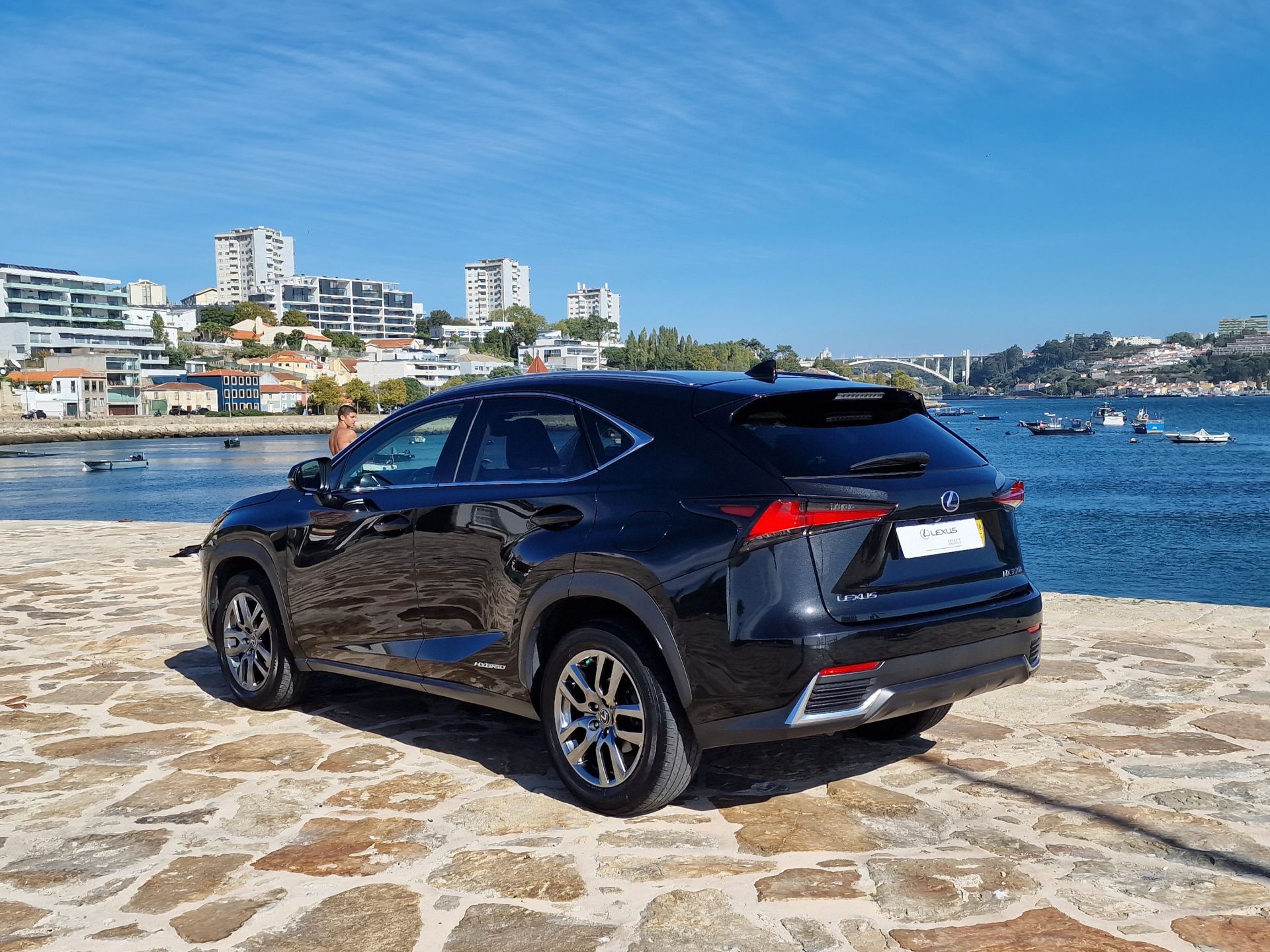 LEXUS NX 300H NX 300h Executive+