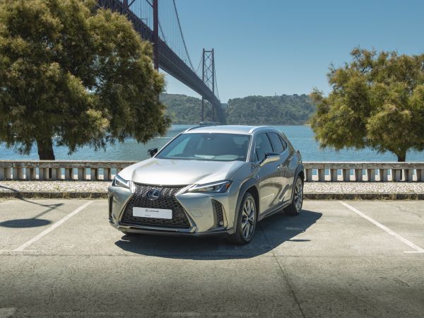 LEXUS UX 250H UX 250h F Sport