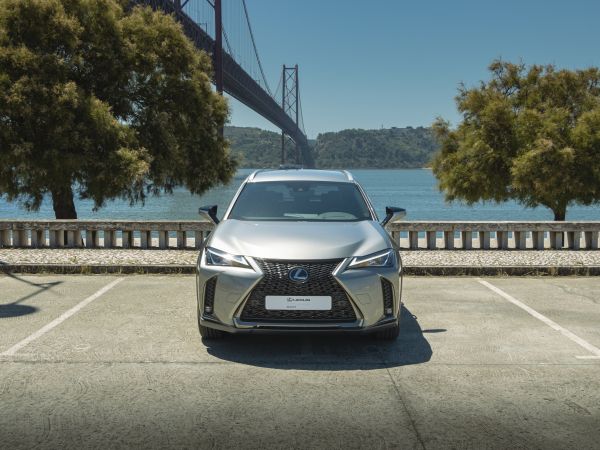 LEXUS UX 250H UX 250h F Sport