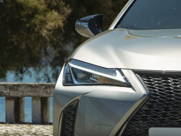 LEXUS UX 250H UX 250h F Sport