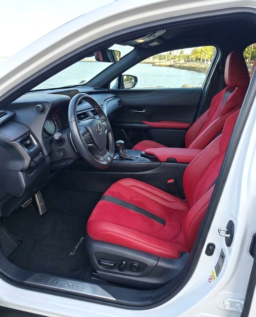 LEXUS UX 250H UX 250h F Sport