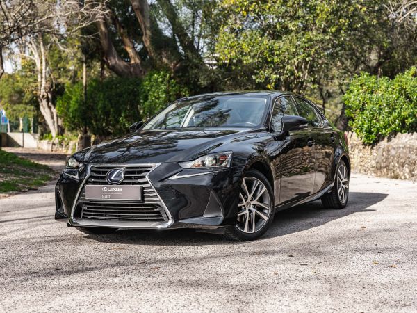 LEXUS IS IS 300h Executive+ 