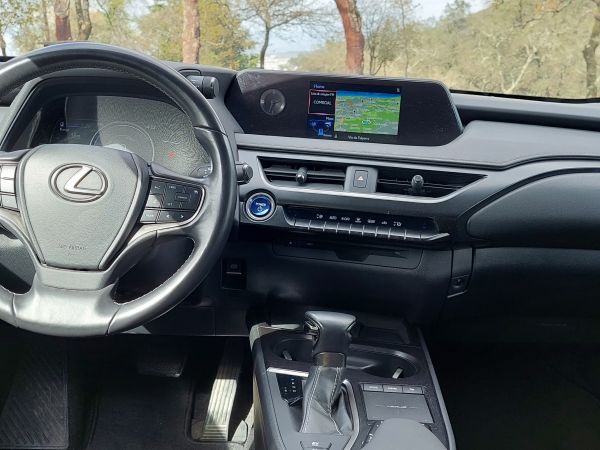 LEXUS UX 250h Executive Plus