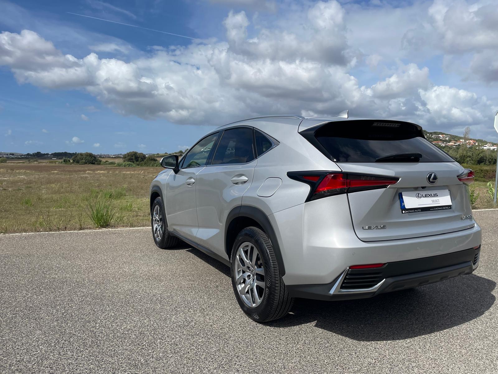 LEXUS NX 300H NX 300h Executive +