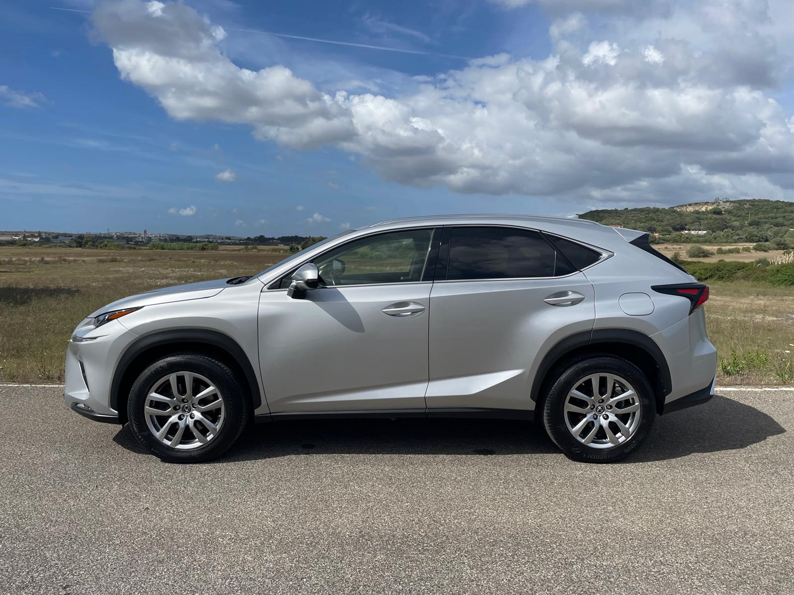 LEXUS NX 300H NX 300h Executive +