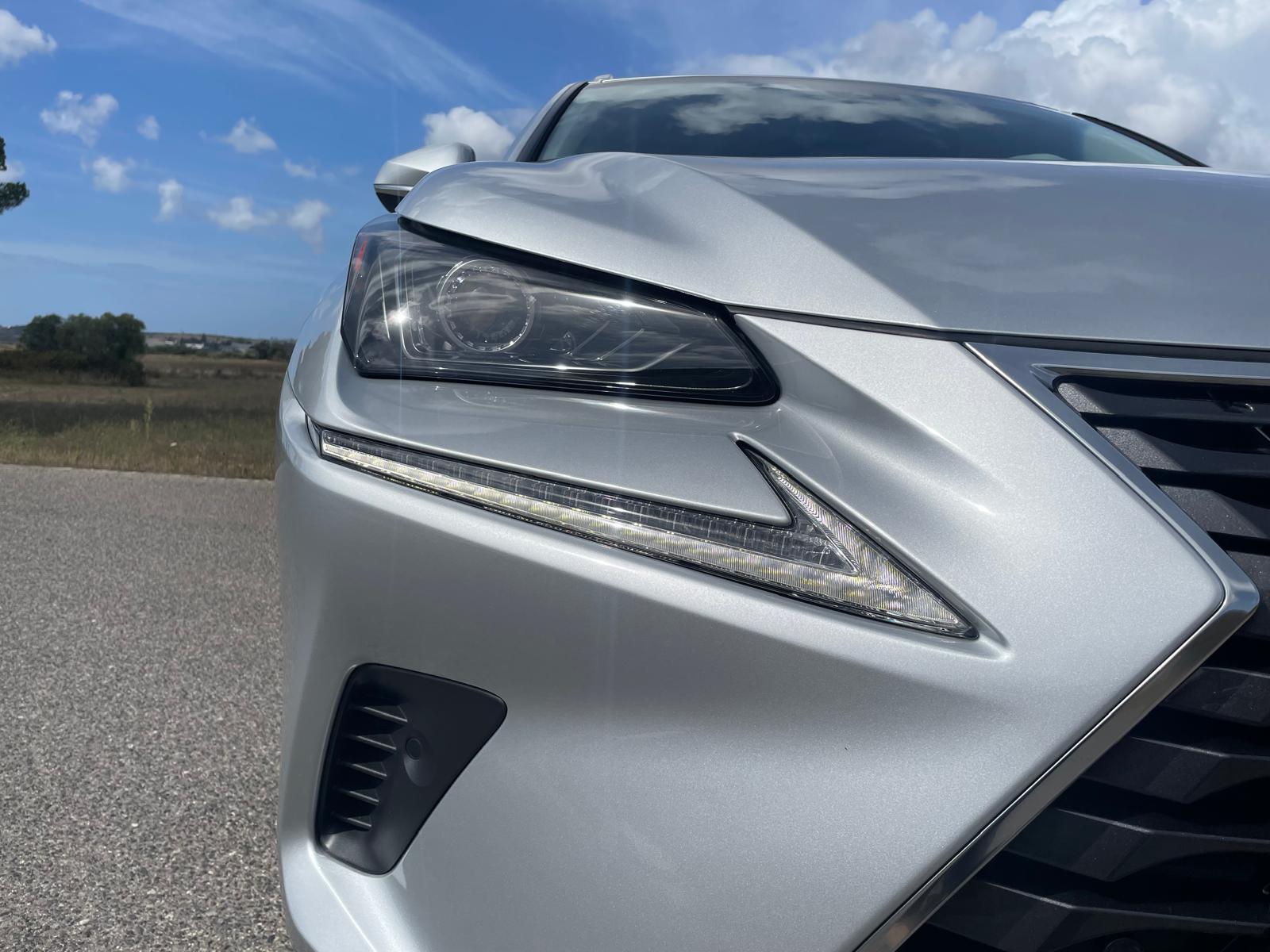 LEXUS NX 300H NX 300h Executive +