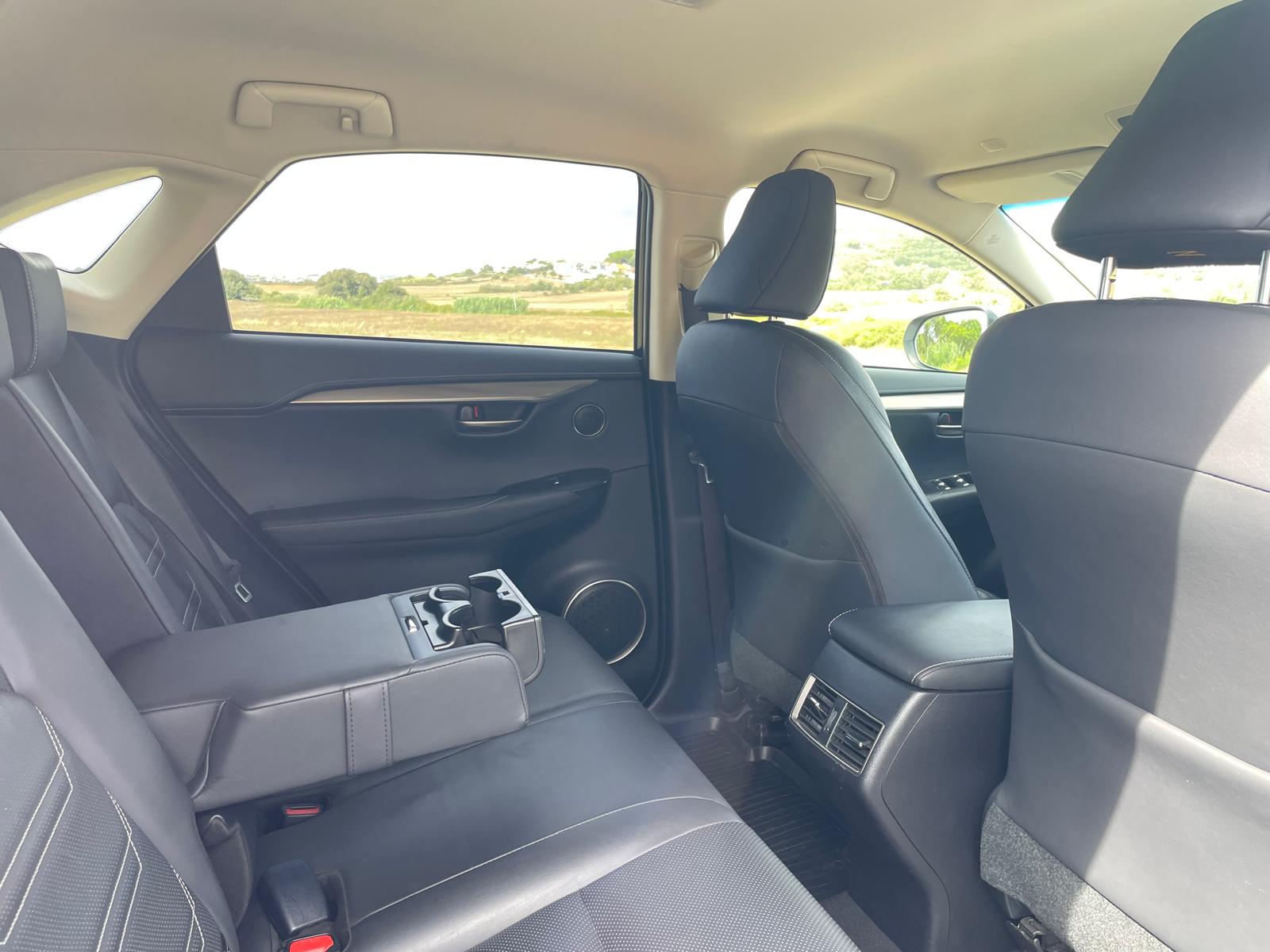 LEXUS NX 300H NX 300h Executive +