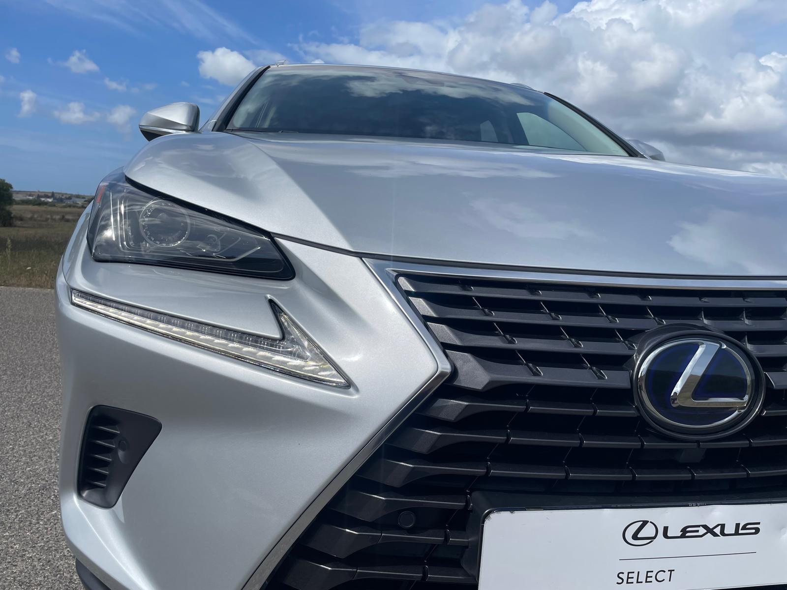 LEXUS NX 300H NX 300h Executive +