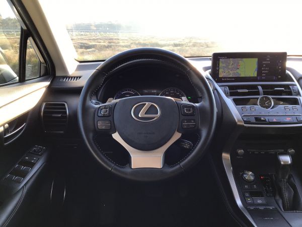LEXUS NX 2.5 300H 4X2 Executive Plus