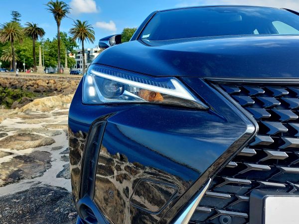 LEXUS UX UX 250h Business