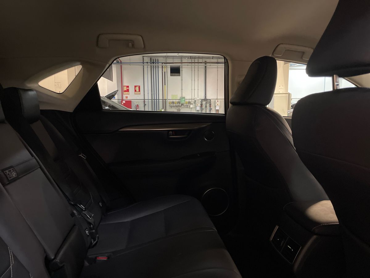 LEXUS NX 300H NX 300h Executive +