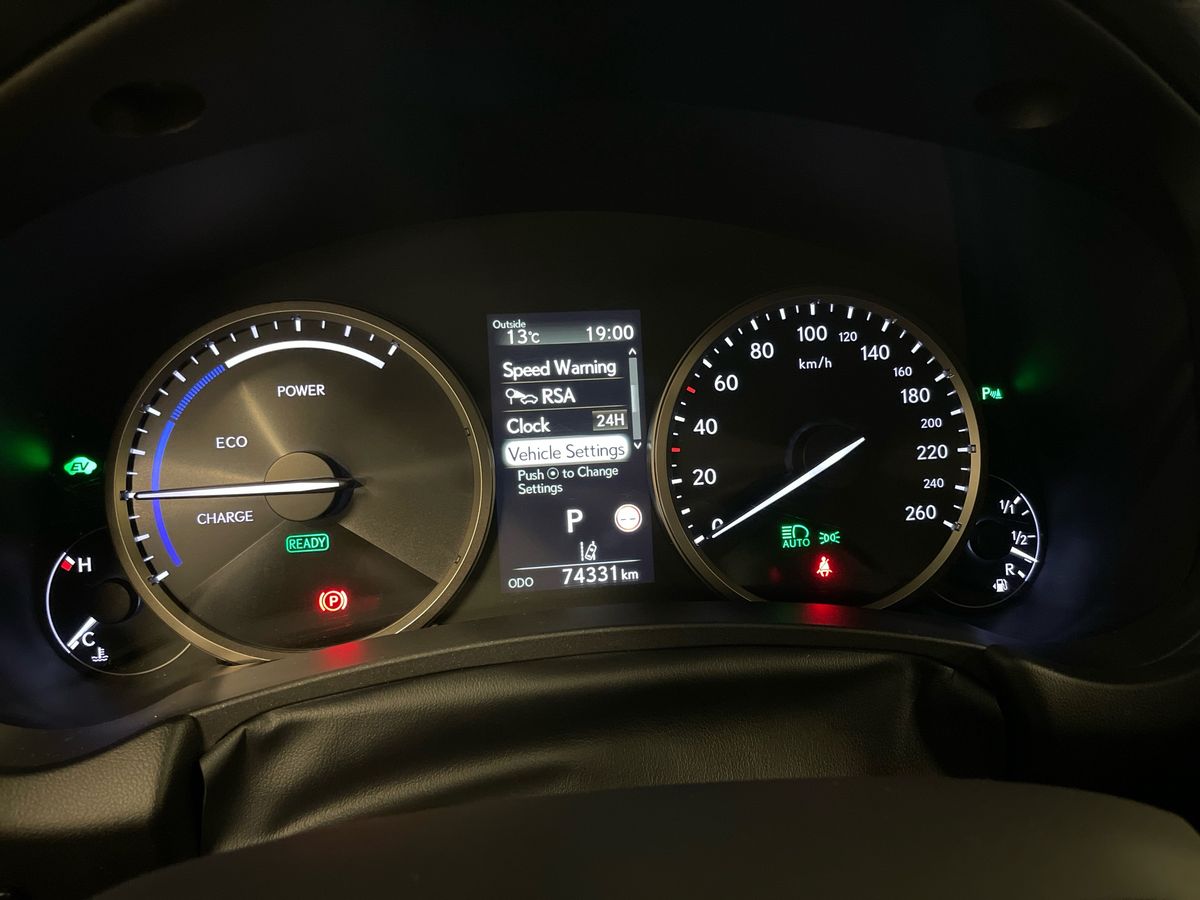 LEXUS NX 300H NX 300h Executive +