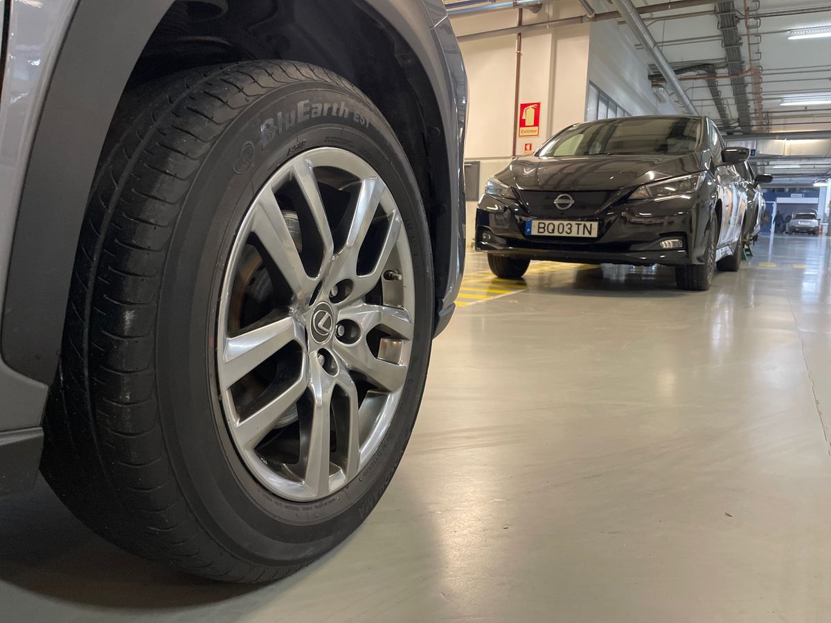 LEXUS NX 300H NX 300h Executive +