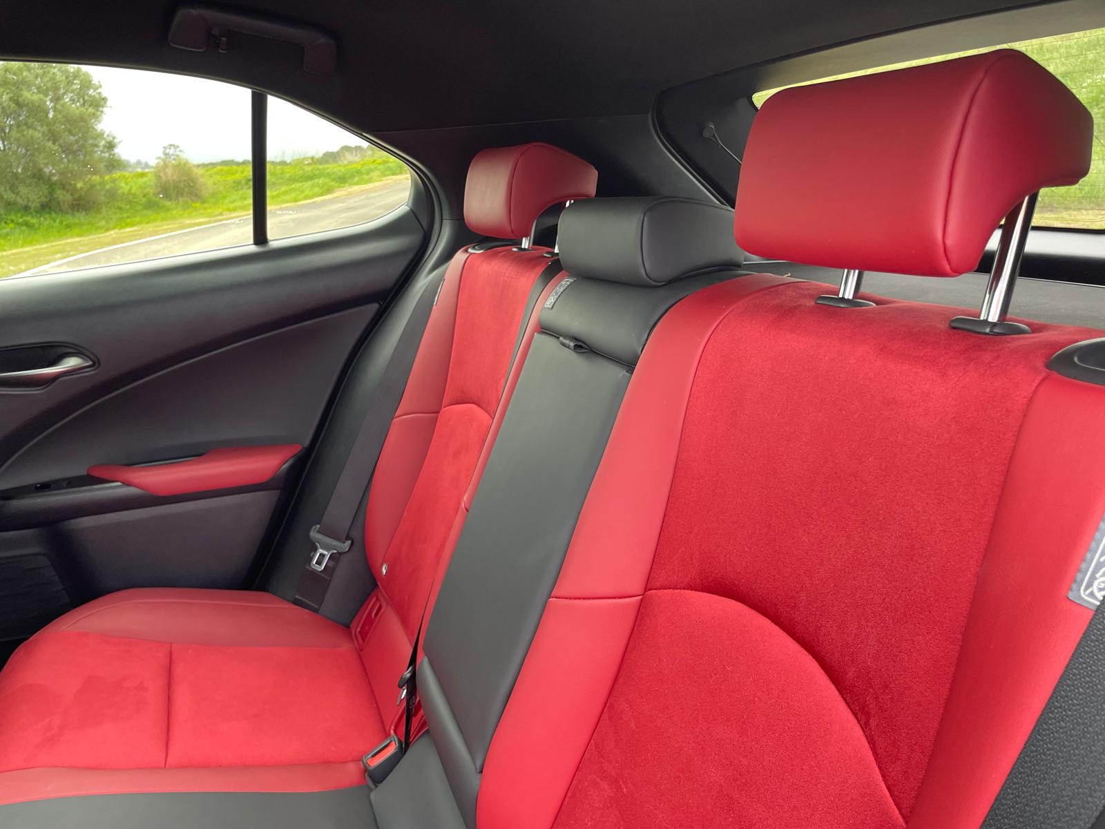 LEXUS UX 250H UX 250h F Sport