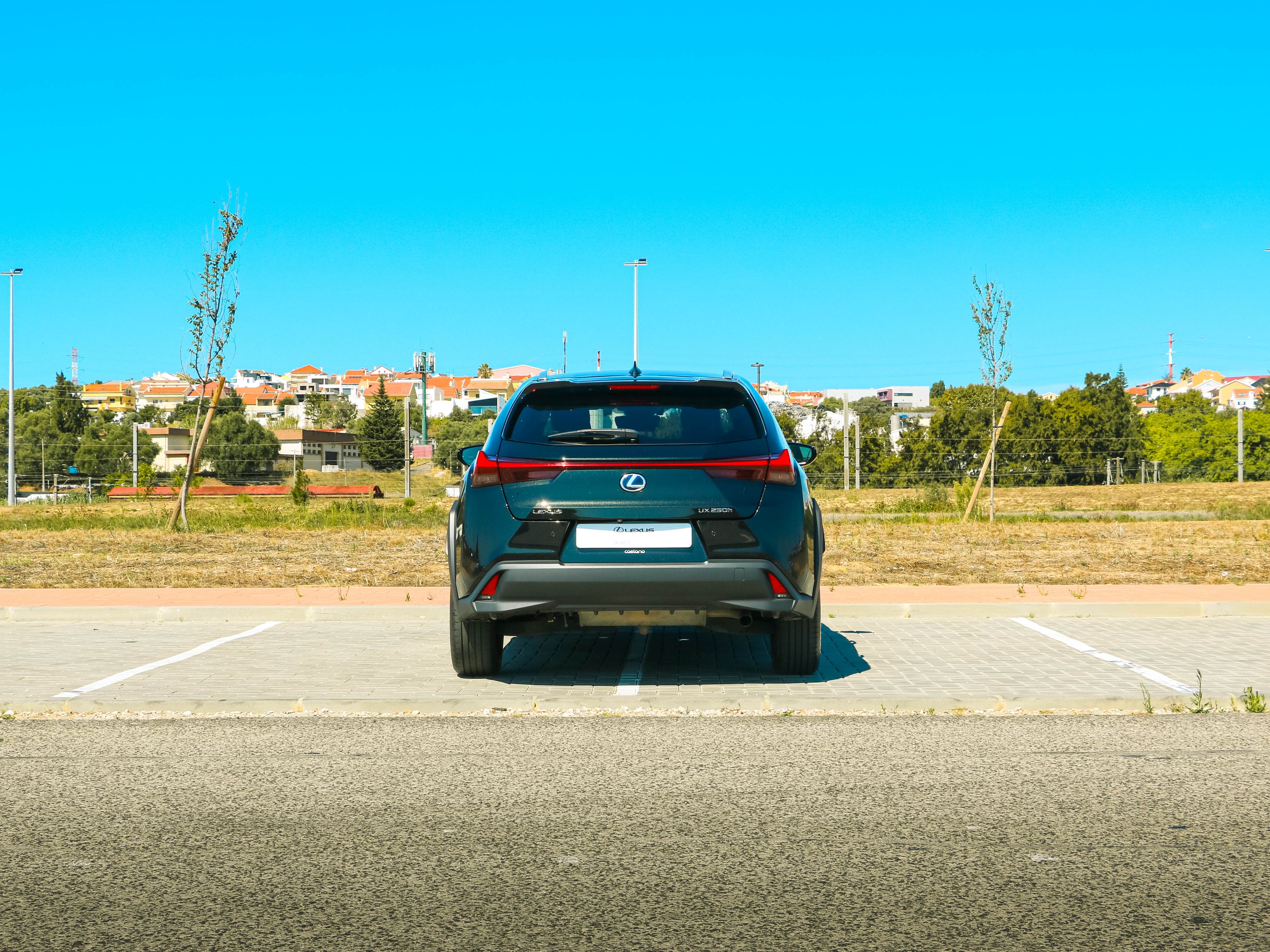 LEXUS UX 250H UX 250h Premium