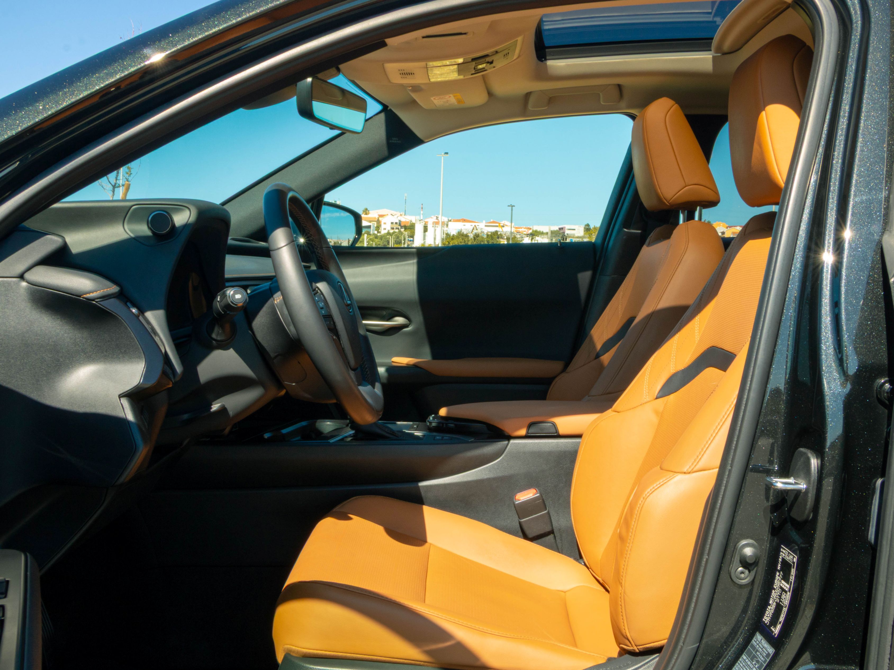 LEXUS UX 250H UX 250h Premium