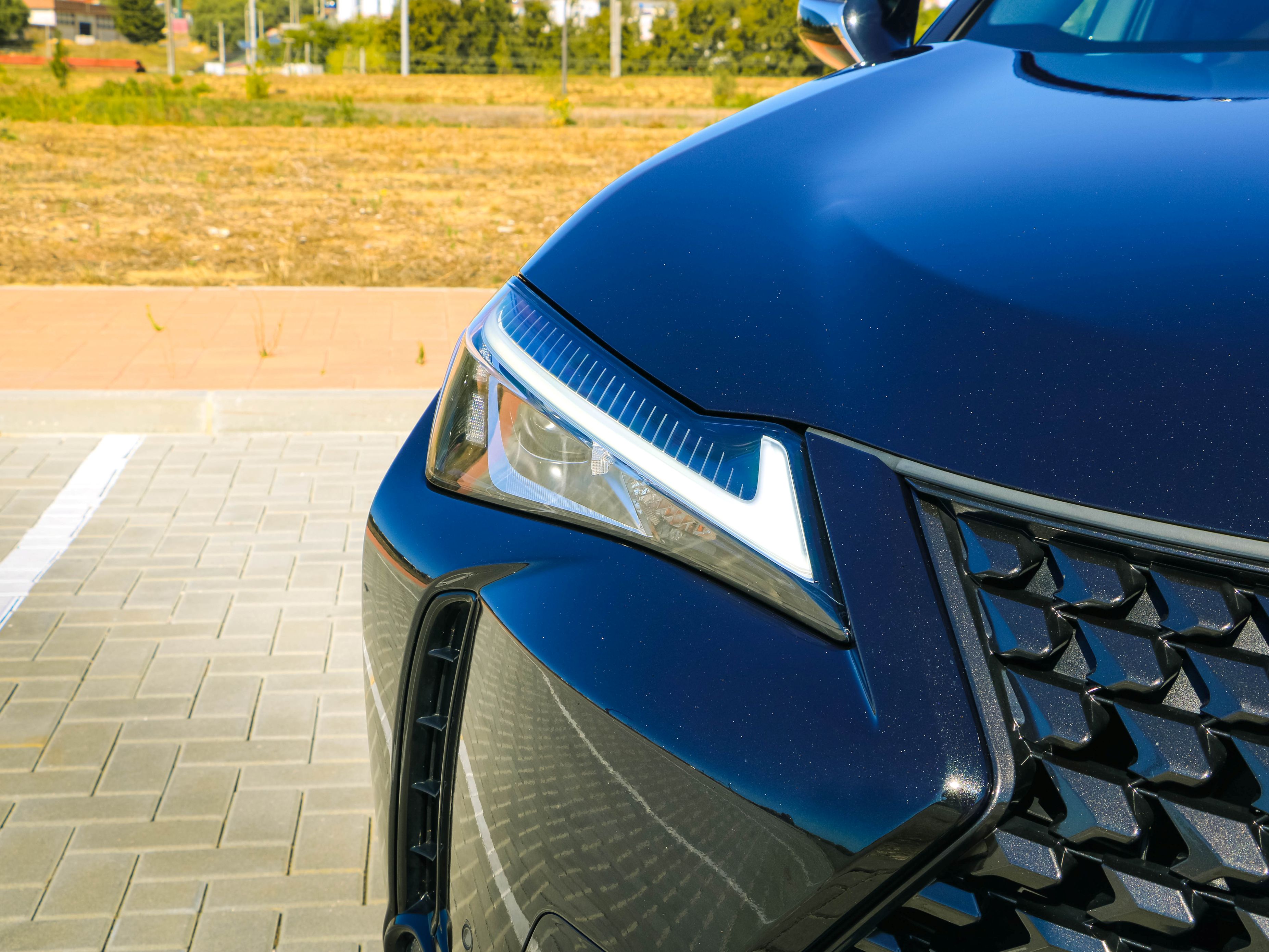 LEXUS UX 250H UX 250h Premium
