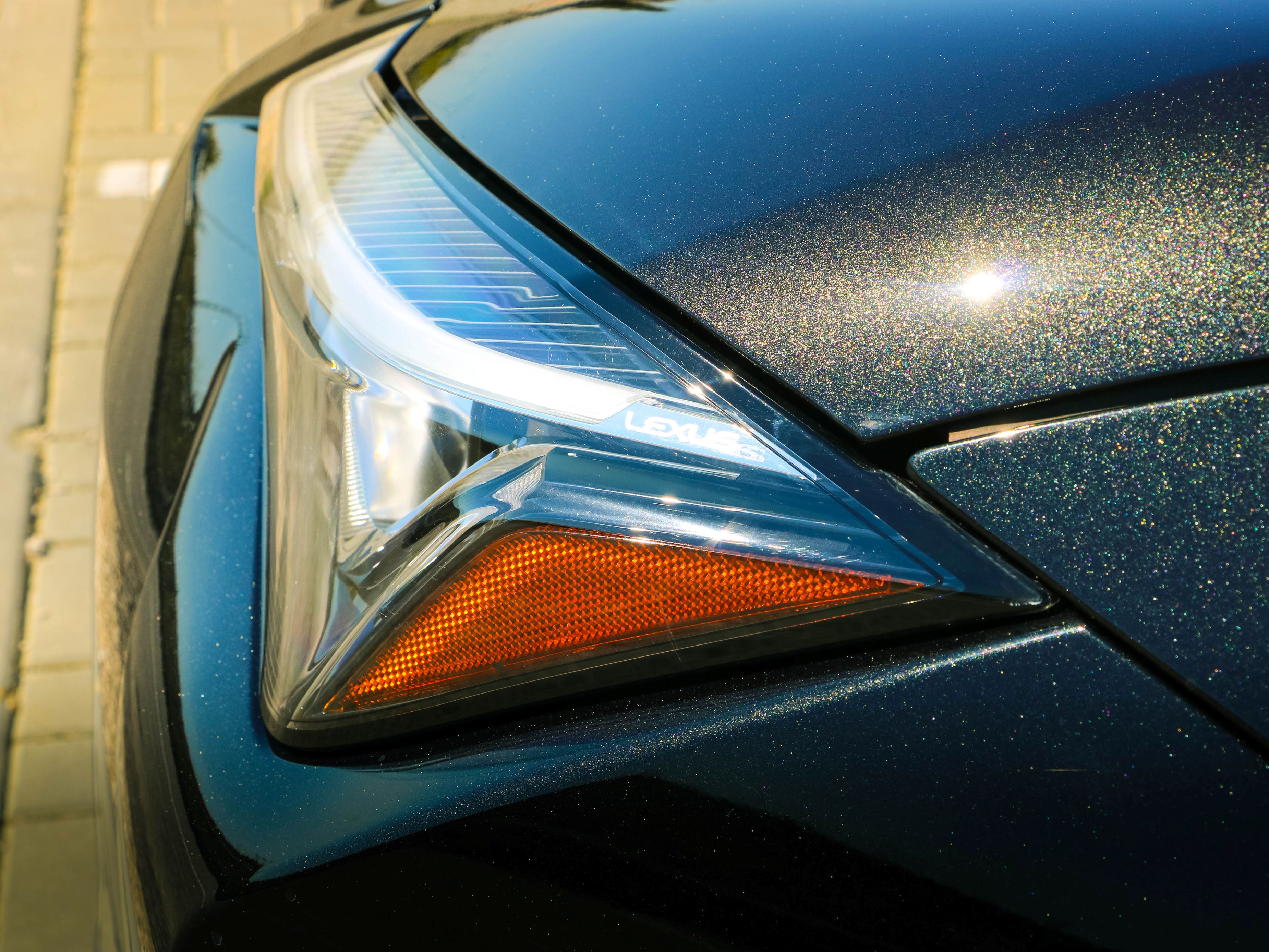 LEXUS UX 250H UX 250h Premium