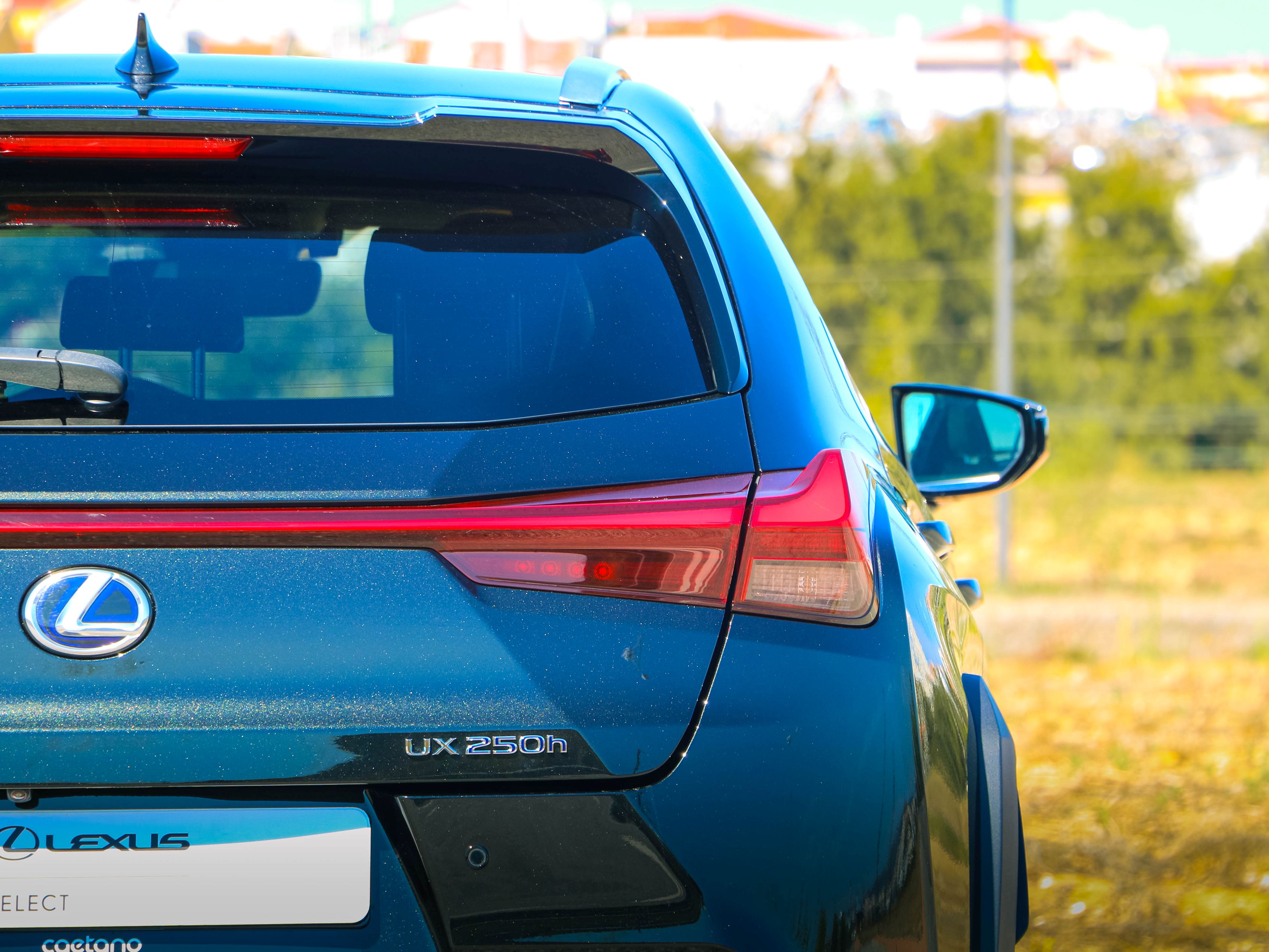 LEXUS UX 250H UX 250h Premium