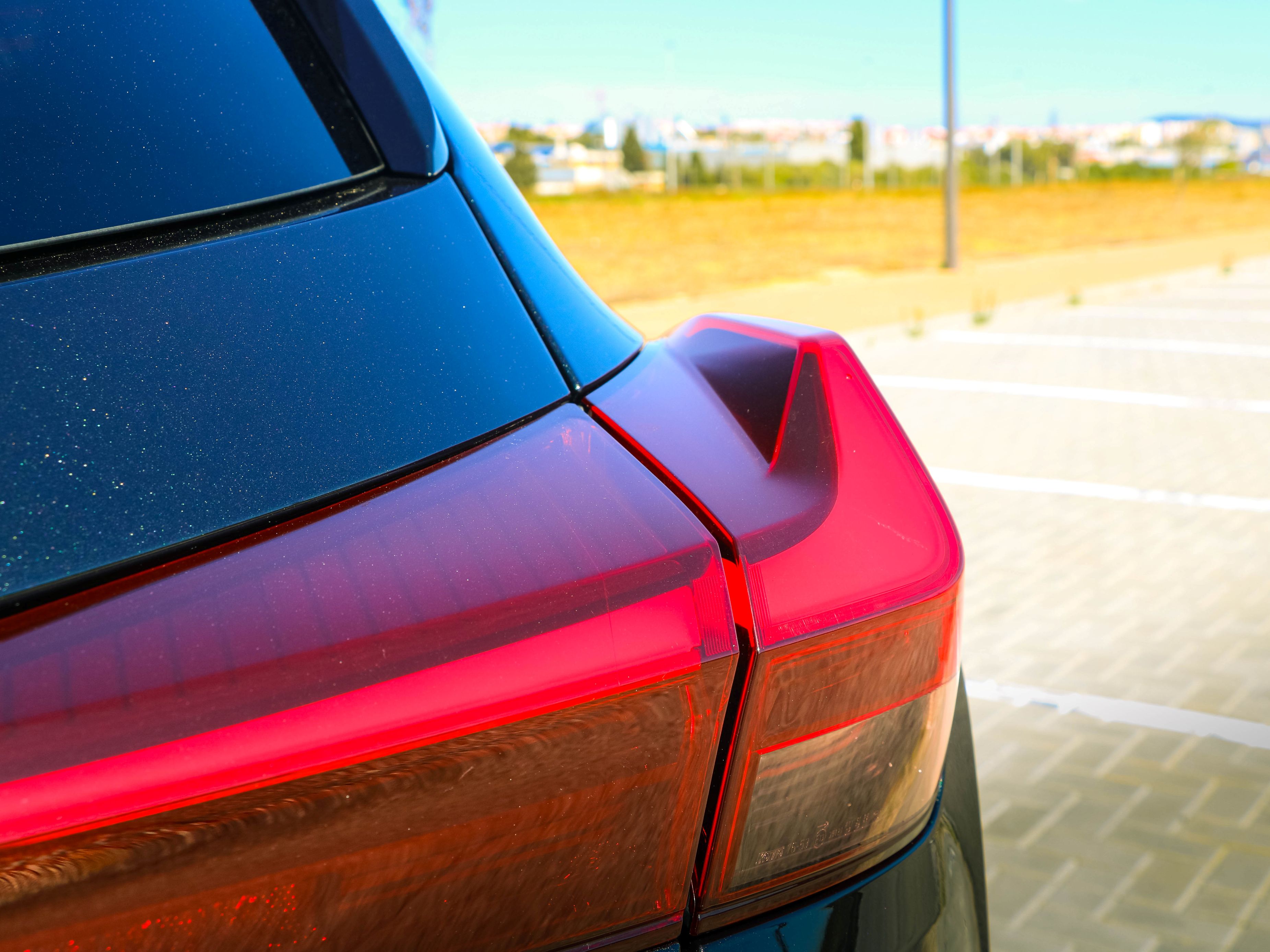 LEXUS UX 250H UX 250h Premium