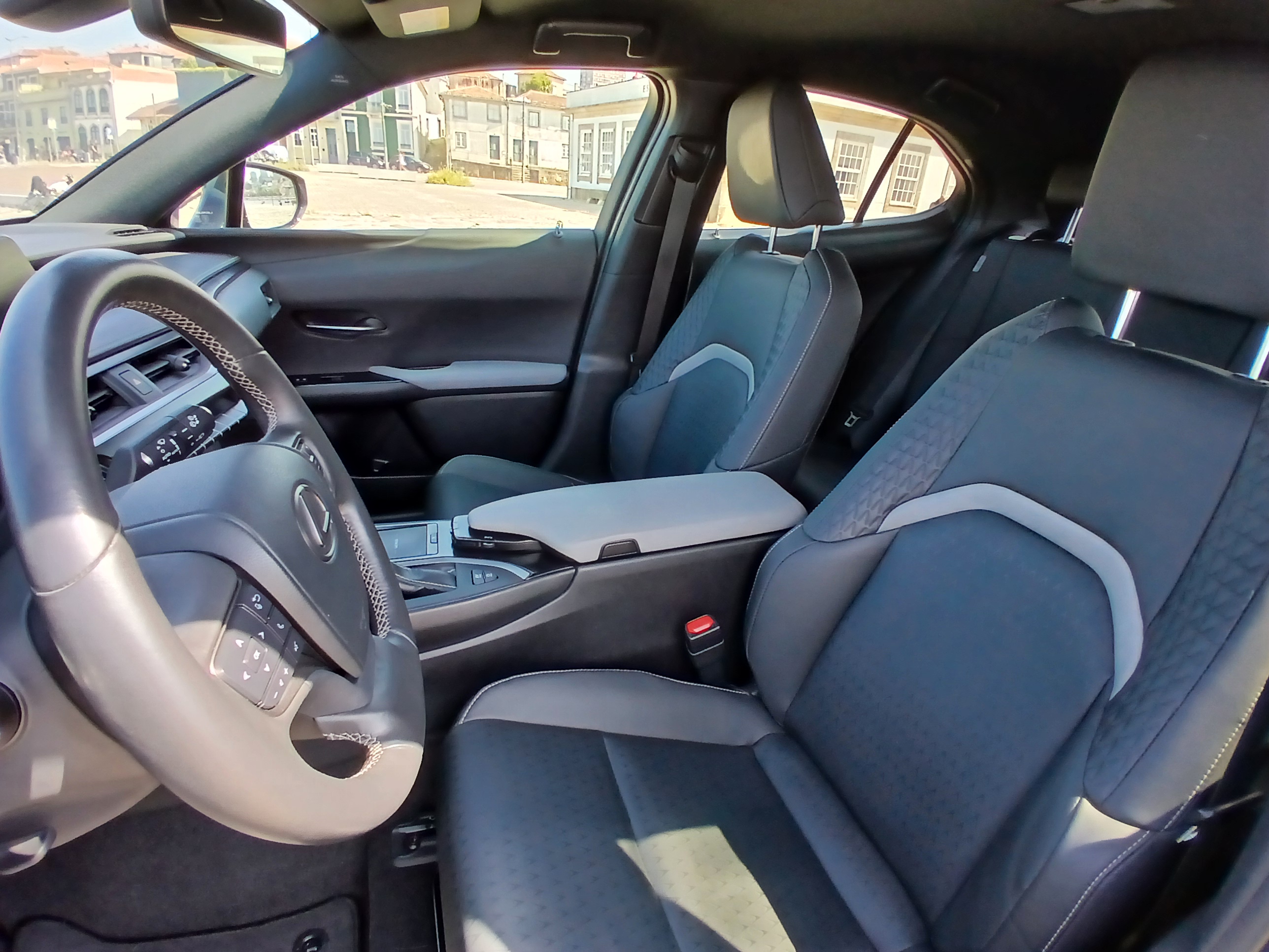 LEXUS UX 250H UX 250h Special Edition