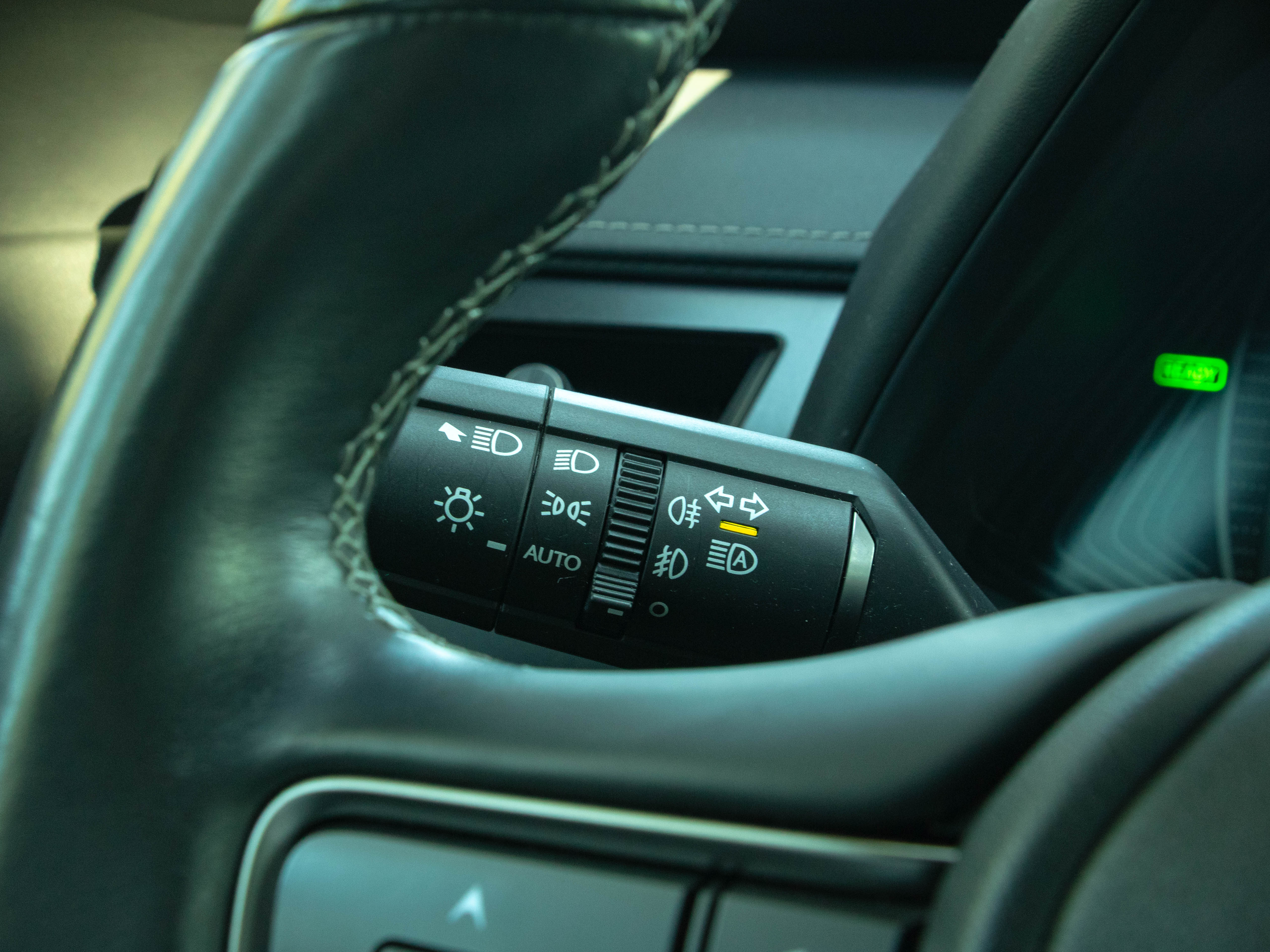 LEXUS UX 250H UX 250h Special Edition