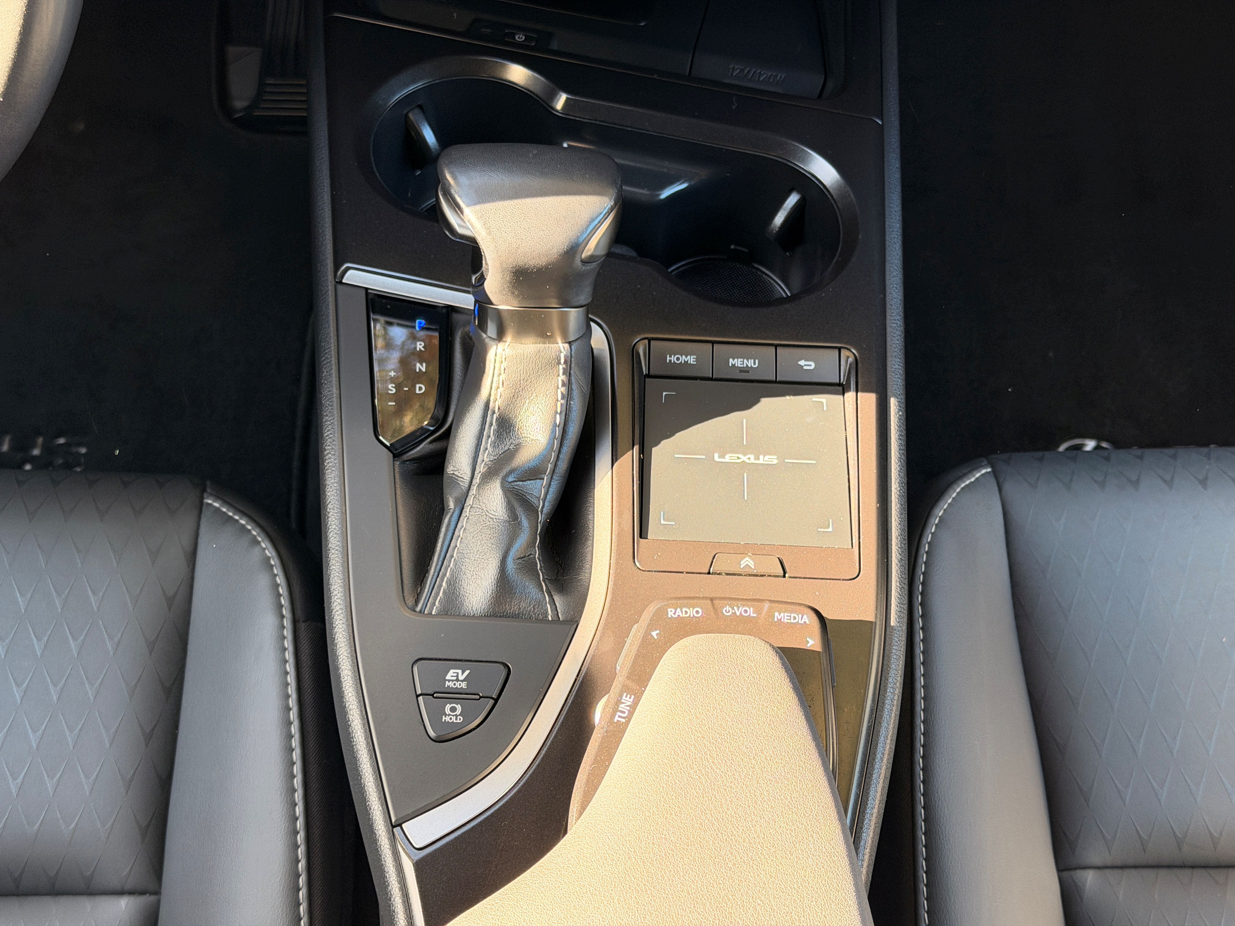 LEXUS UX 250H UX 250h Special Edition