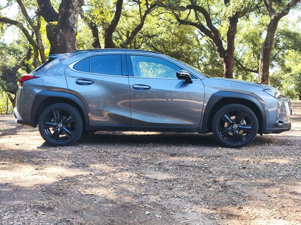 LEXUS UX 250H UX 250h Special Edition