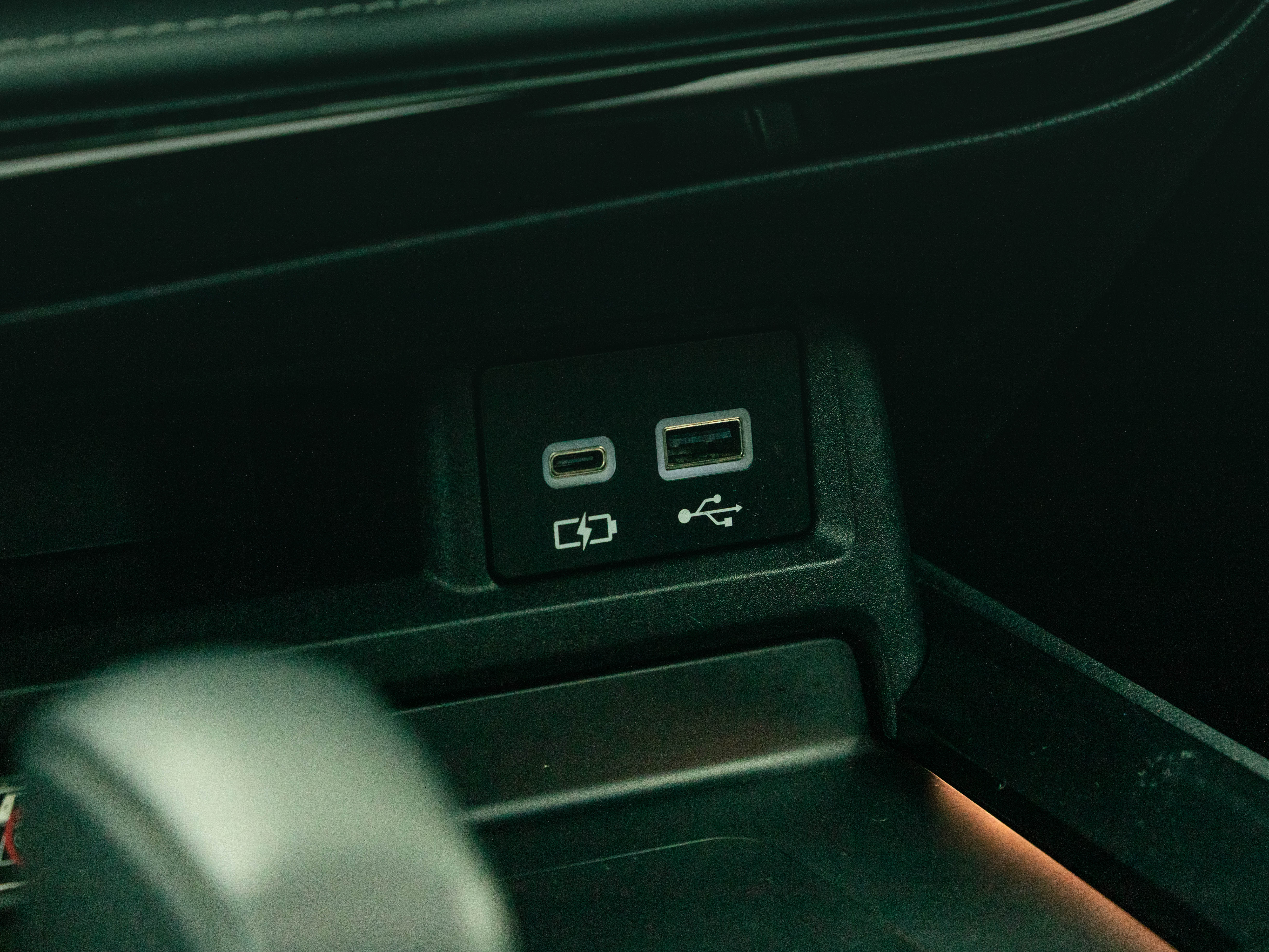 LEXUS NX450H+ NX 450h+ F Sport