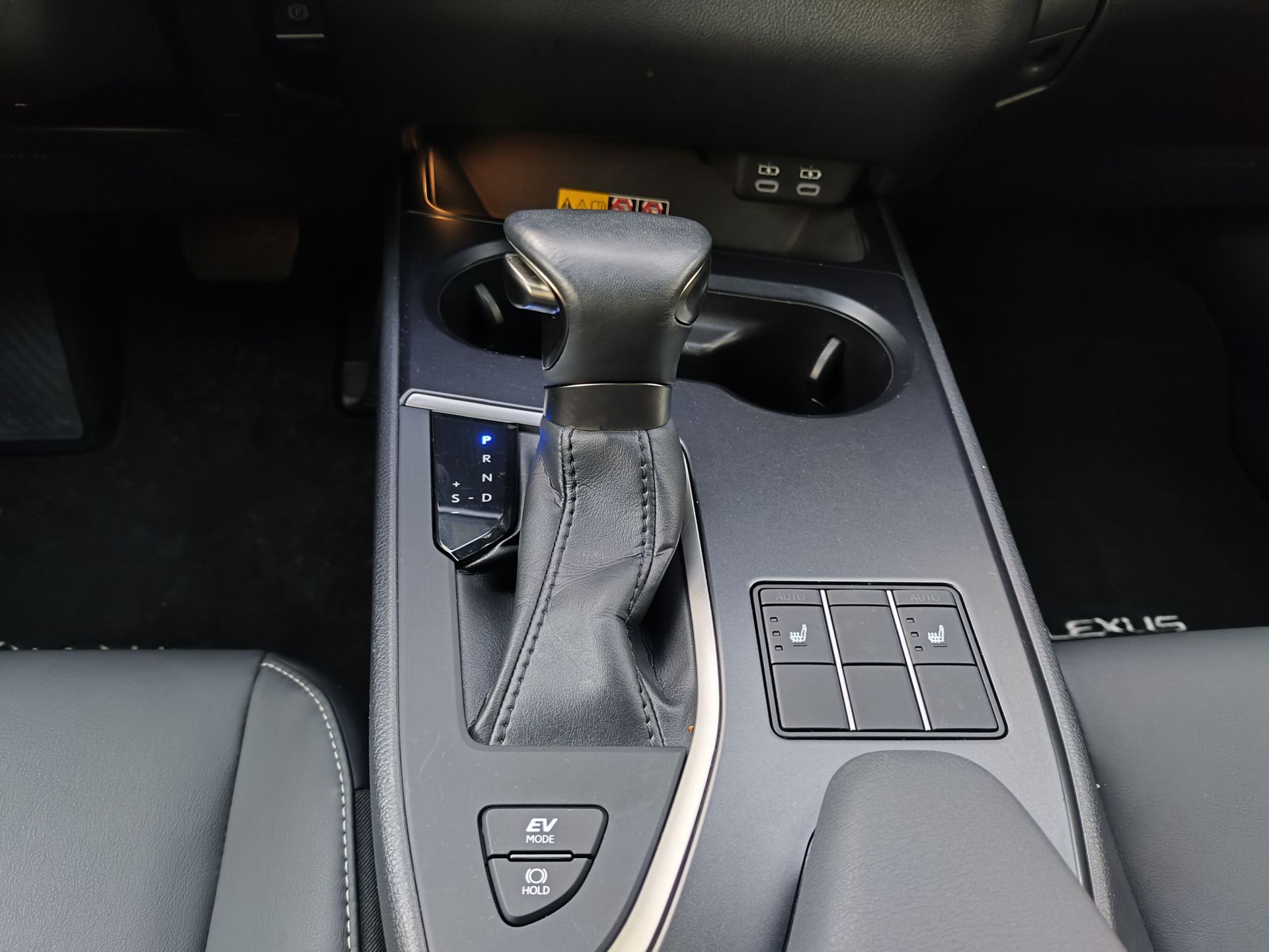 LEXUS UX 250H UX 250h Sport