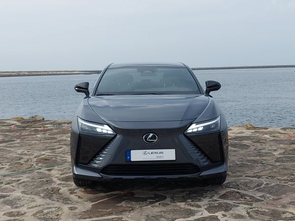 LEXUS RZ RZ 450e Luxury