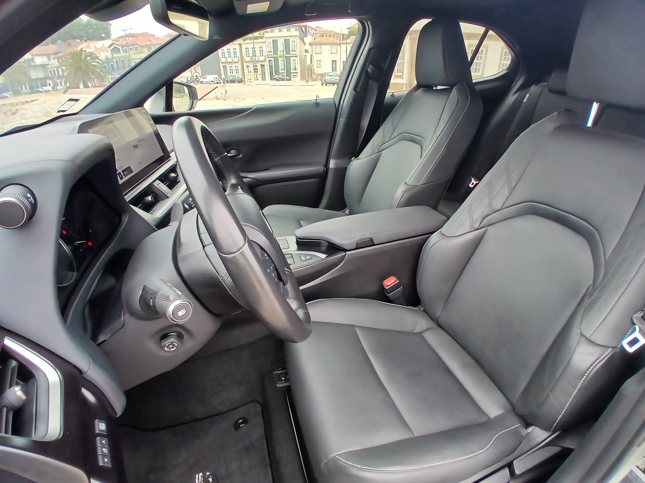 LEXUS UX 250H UX 250h Sport