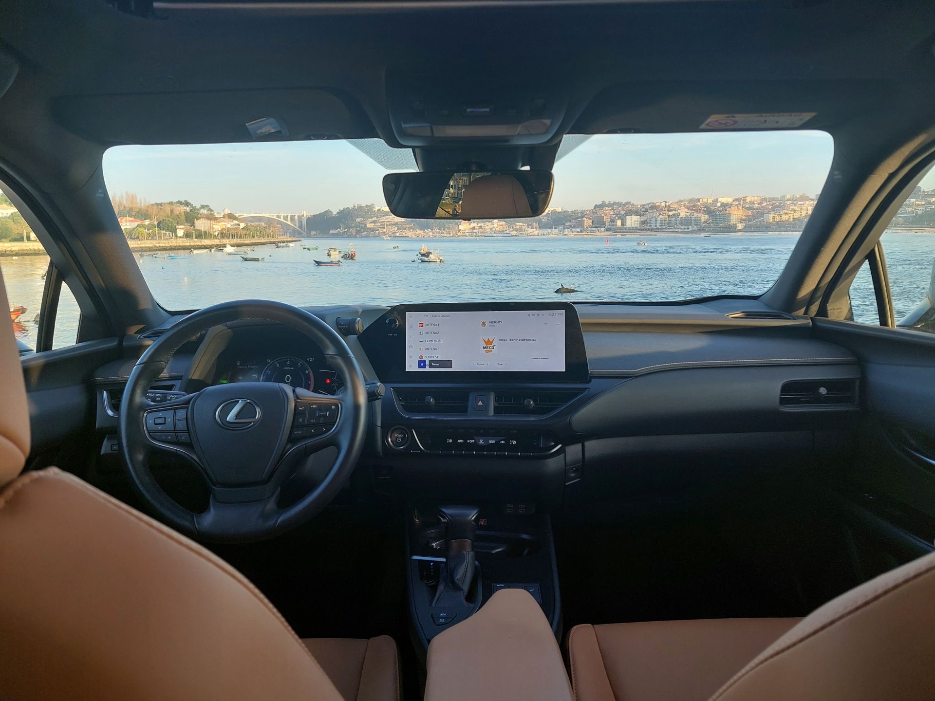 LEXUS UX 250H UX 250h Sport