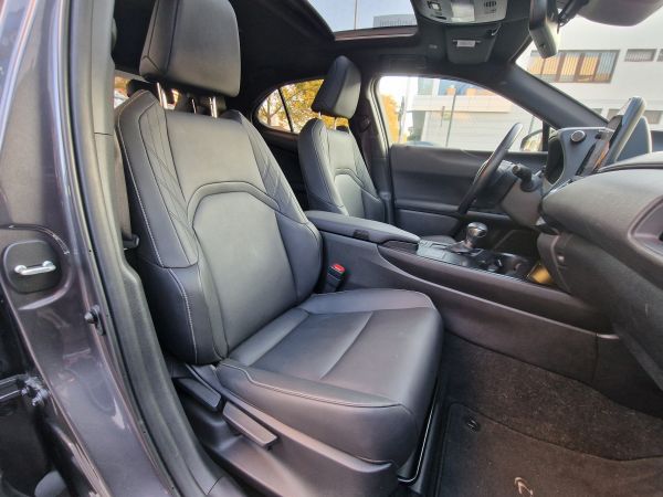 LEXUS UX 250H UX 250h Sport