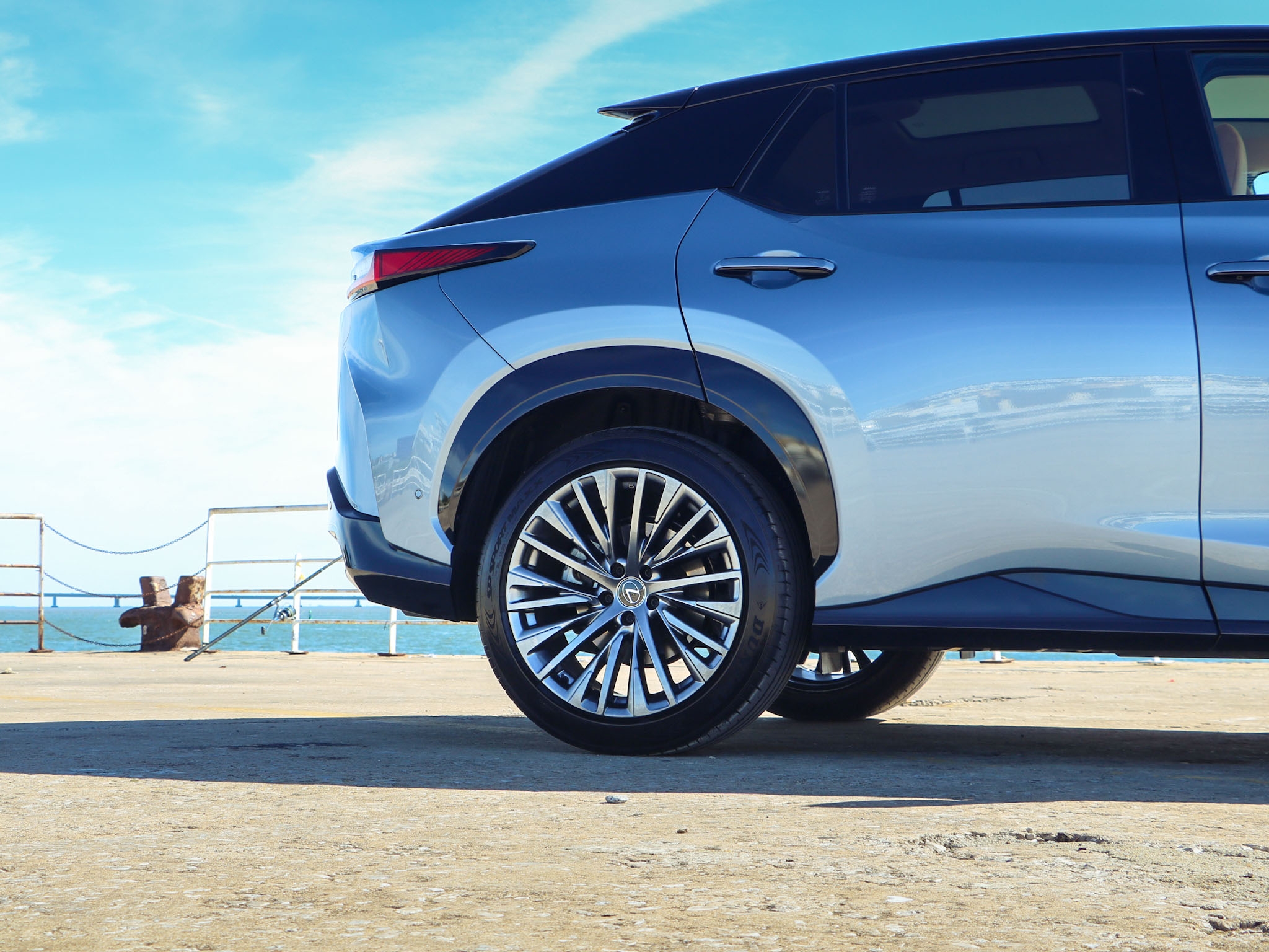 LEXUS RZ 450E RZ 450e Luxury Bitone