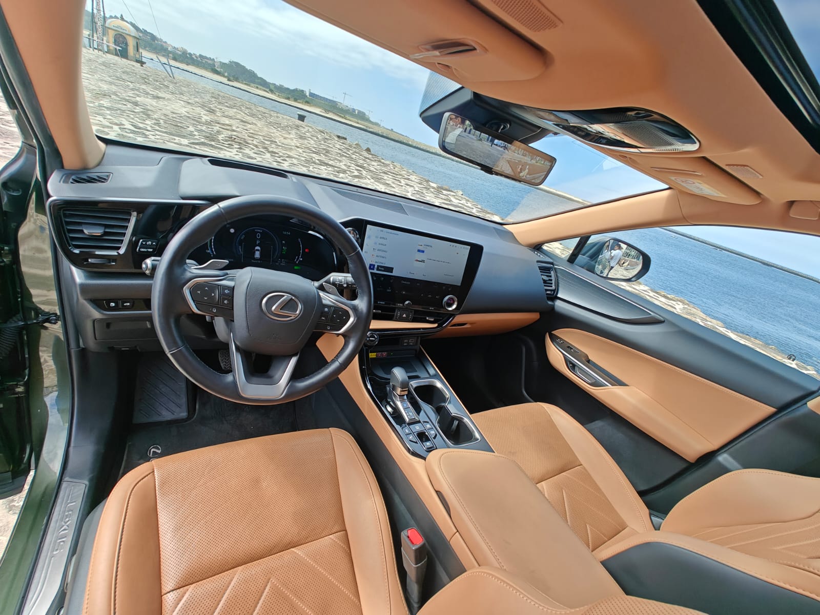 LEXUS NX450H+ NX 450h+ Luxury