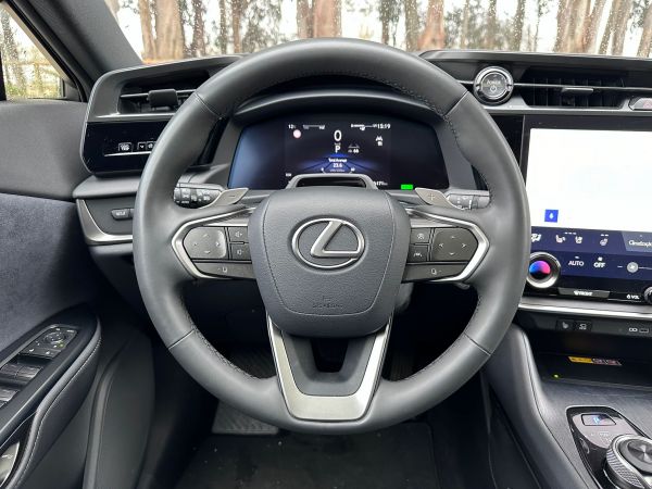 LEXUS RZ RZ 450e Luxury Bitone