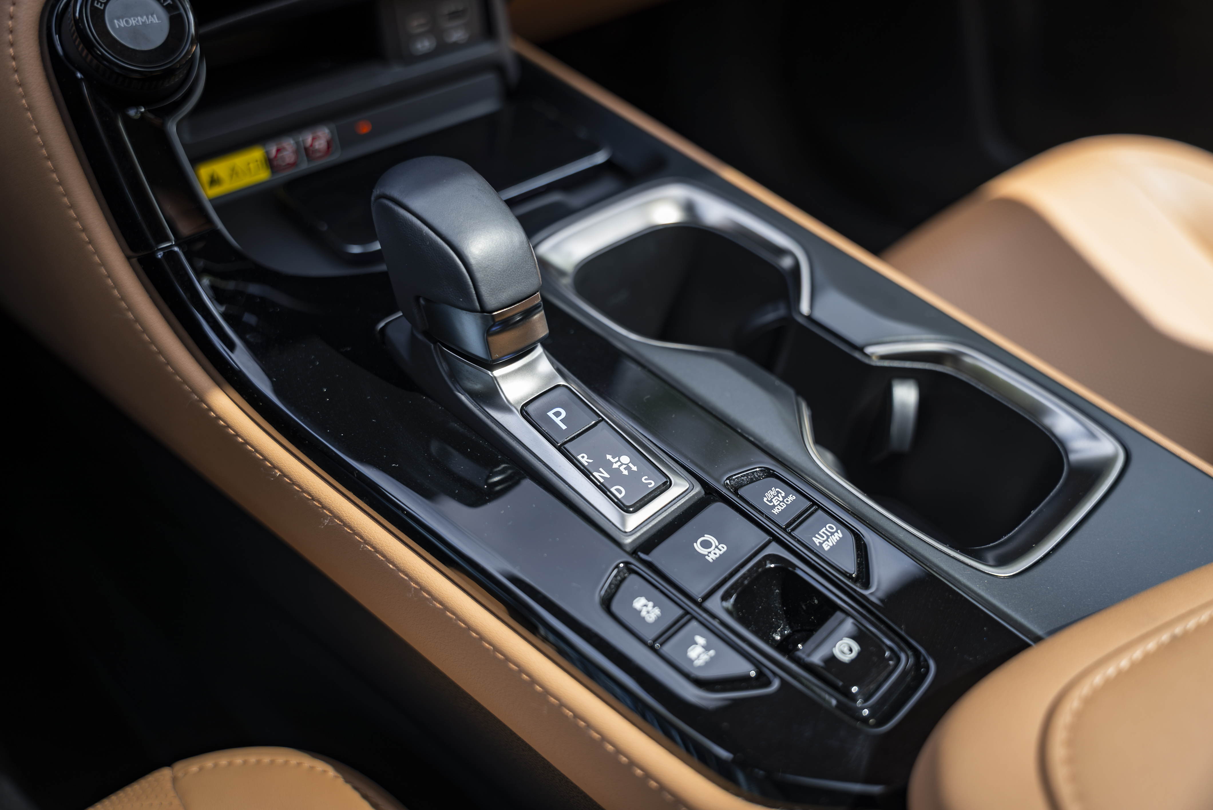 LEXUS NX450H+ NX 450h+ Luxury