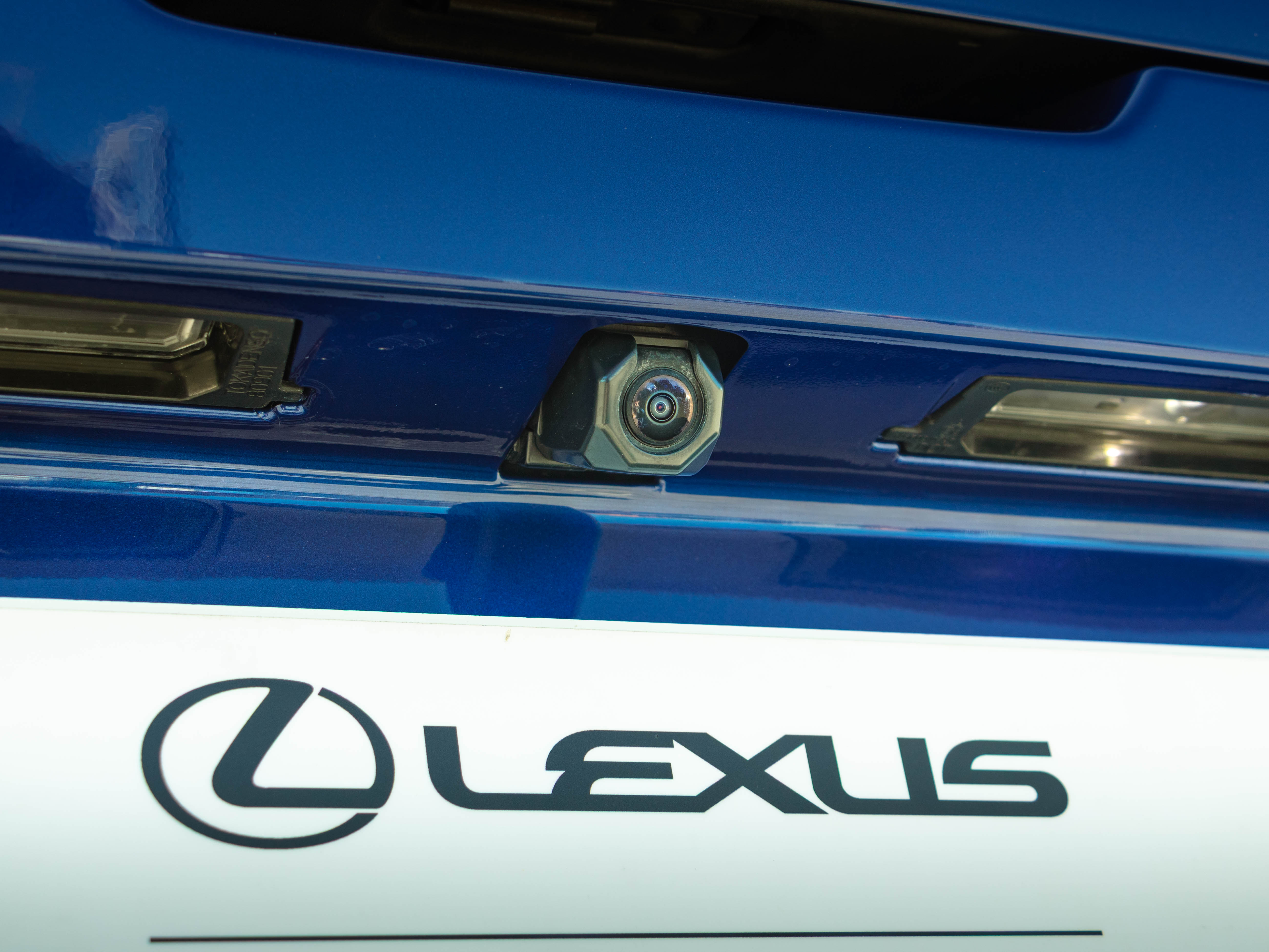 LEXUS LBX ELEGANT