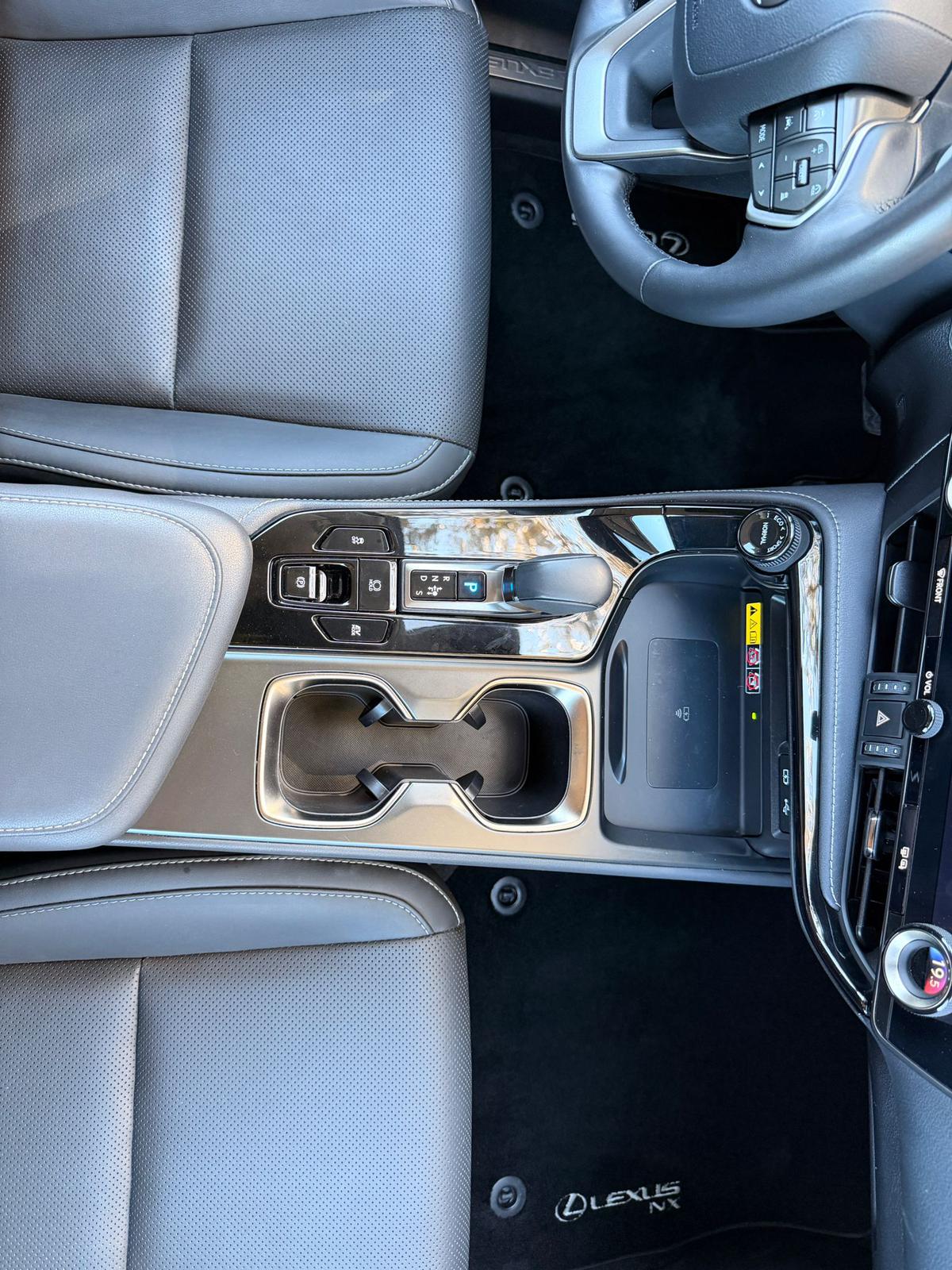 LEXUS NX 300H NX 350h Executive
