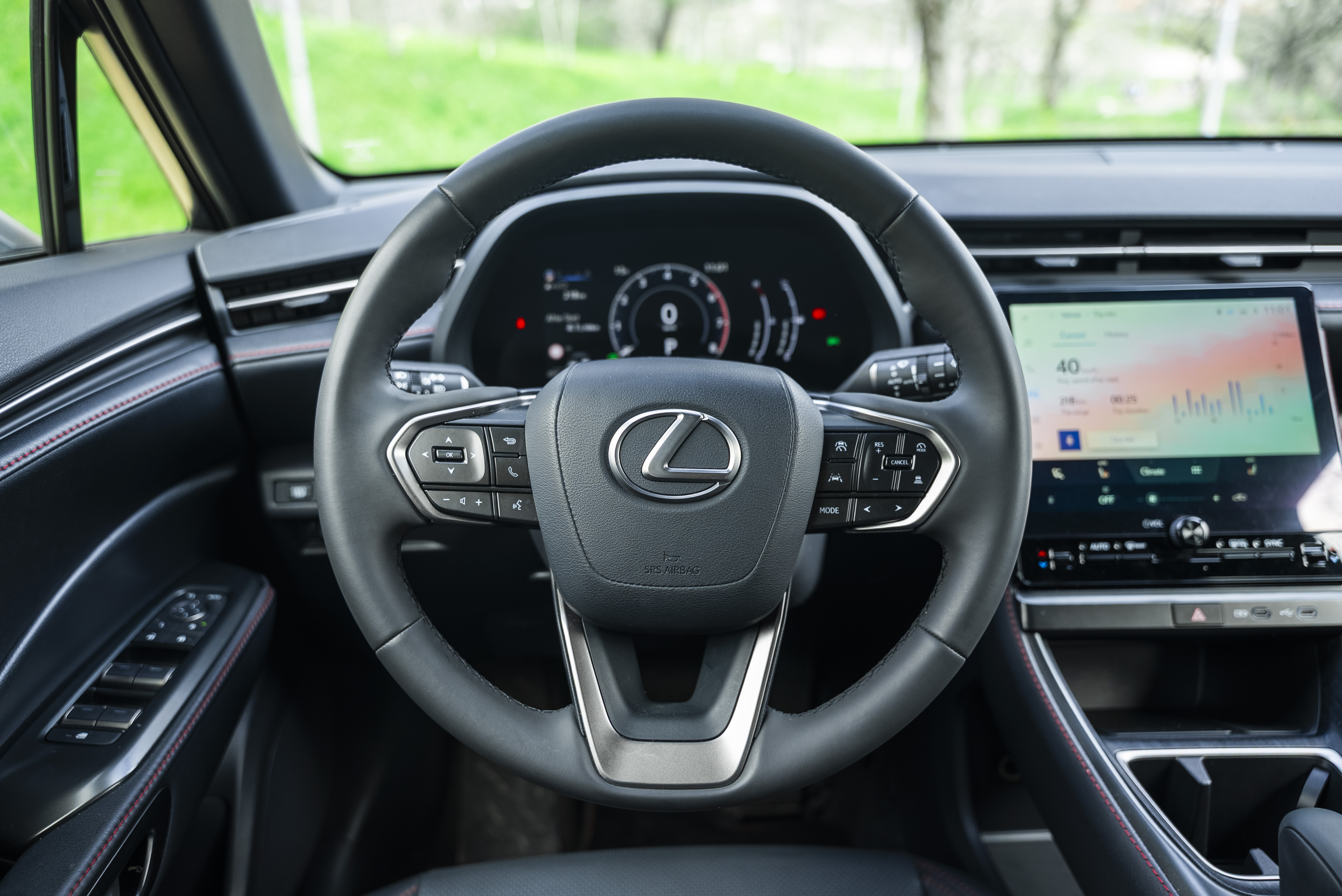 LEXUS LBX ELEGANT