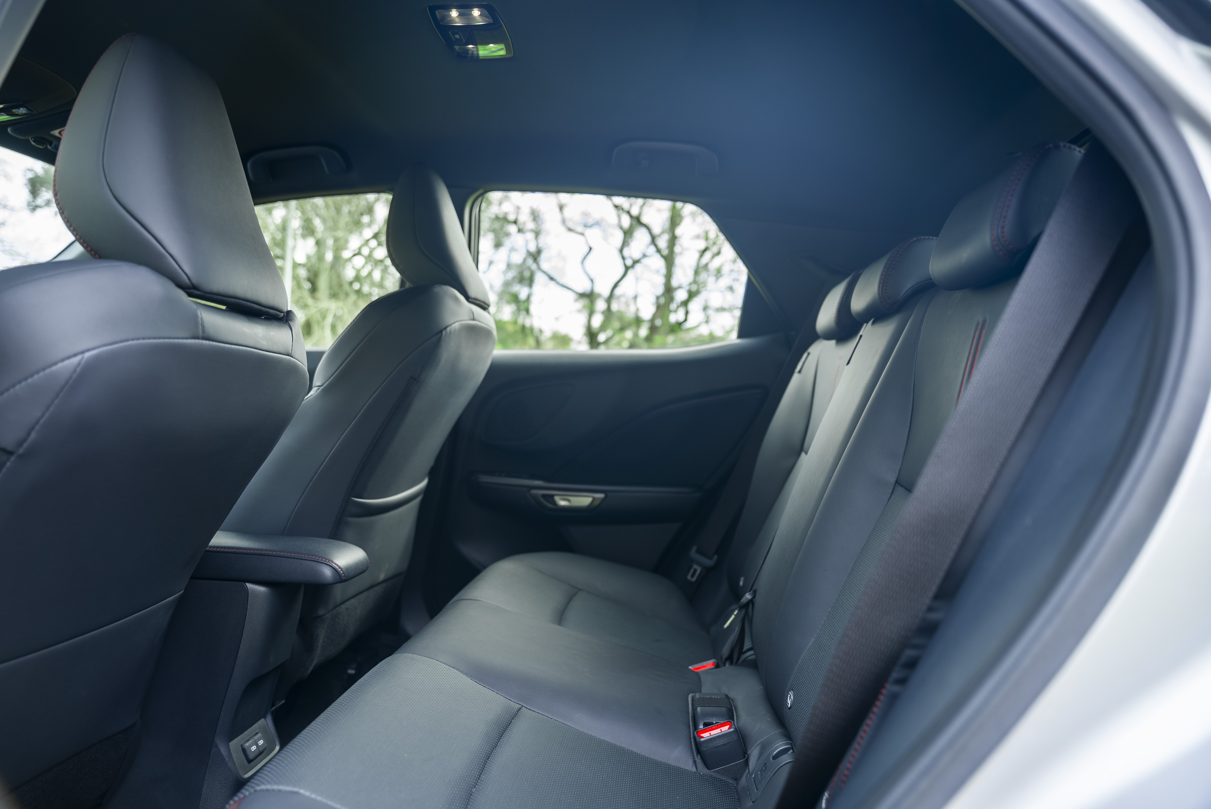 LEXUS LBX ELEGANT