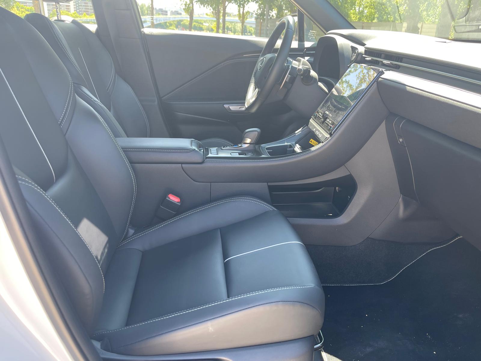 LEXUS LBX RELAX