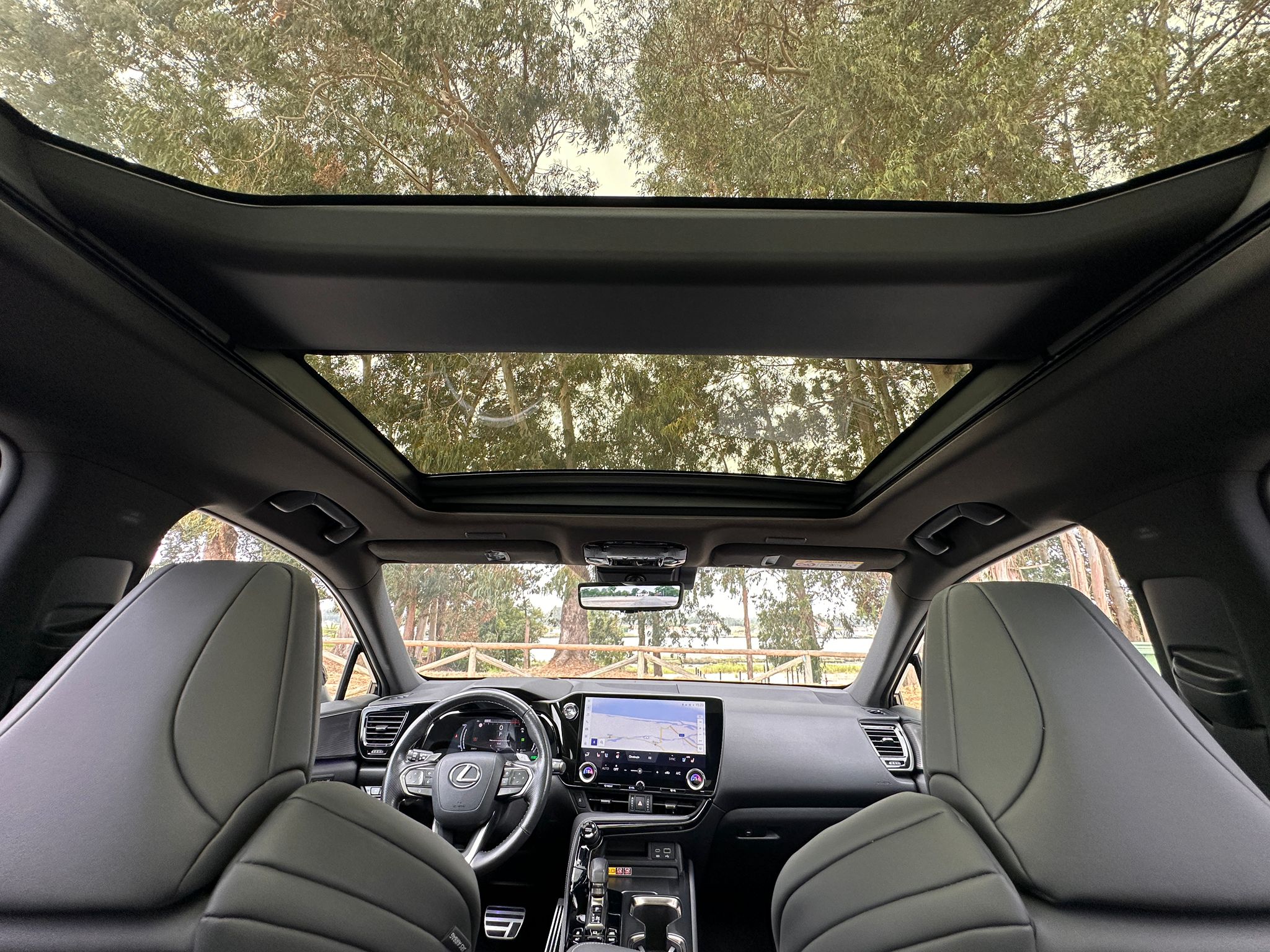 LEXUS NX 21-24 NX 450h+ F Sport