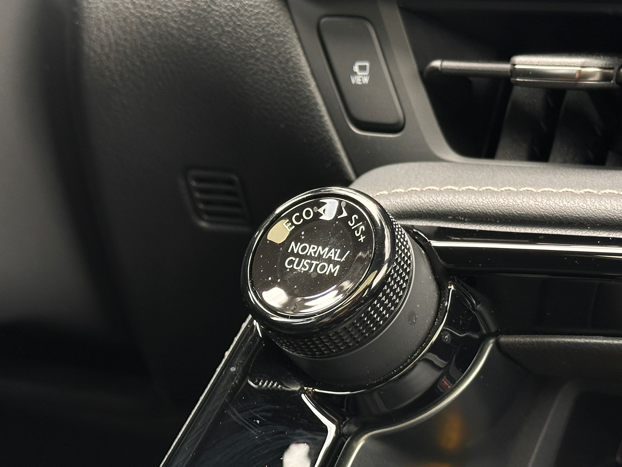 LEXUS NX 21-24 NX 450h+ F Sport