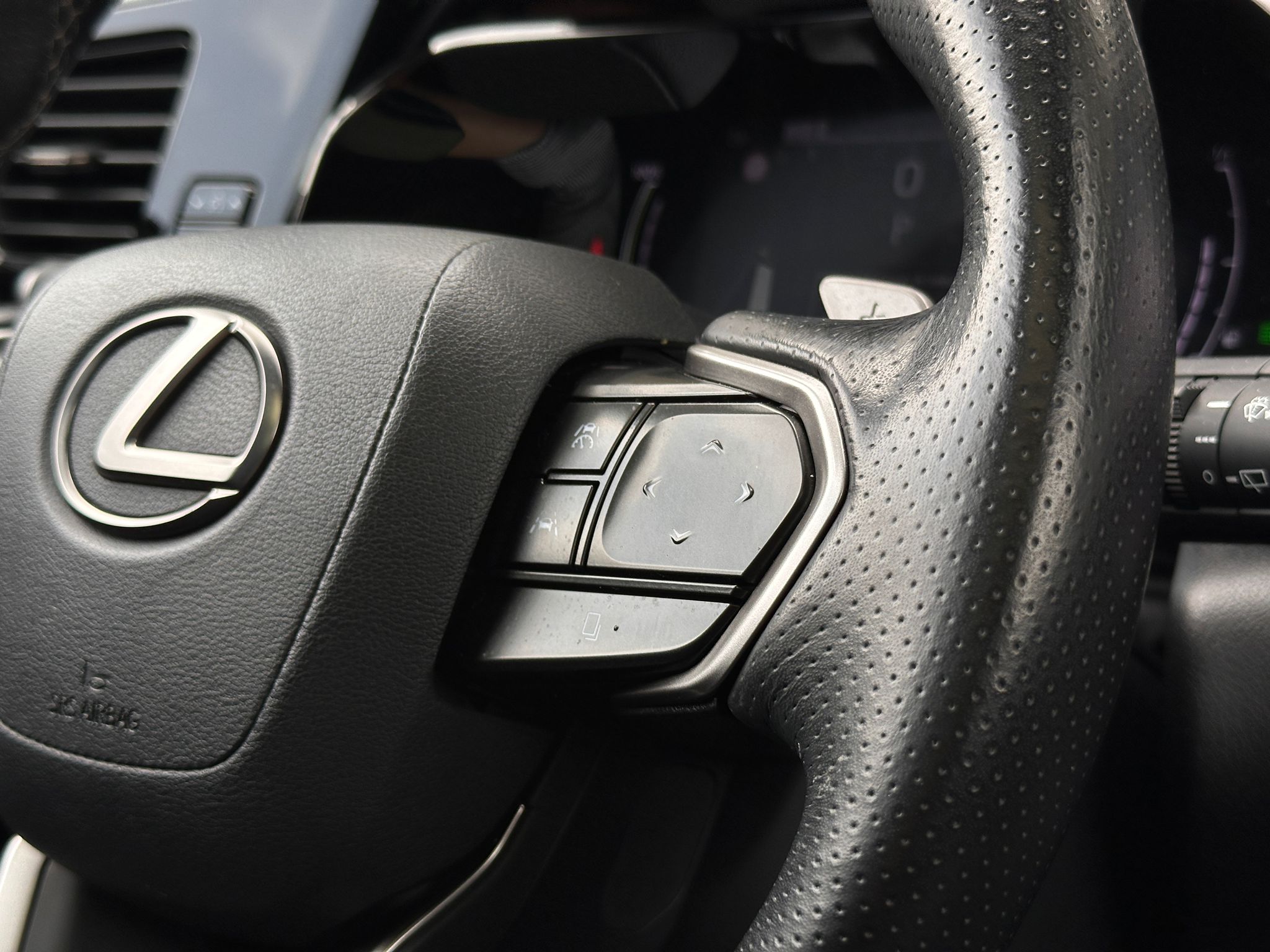 LEXUS NX 21-24 NX 450h+ F Sport