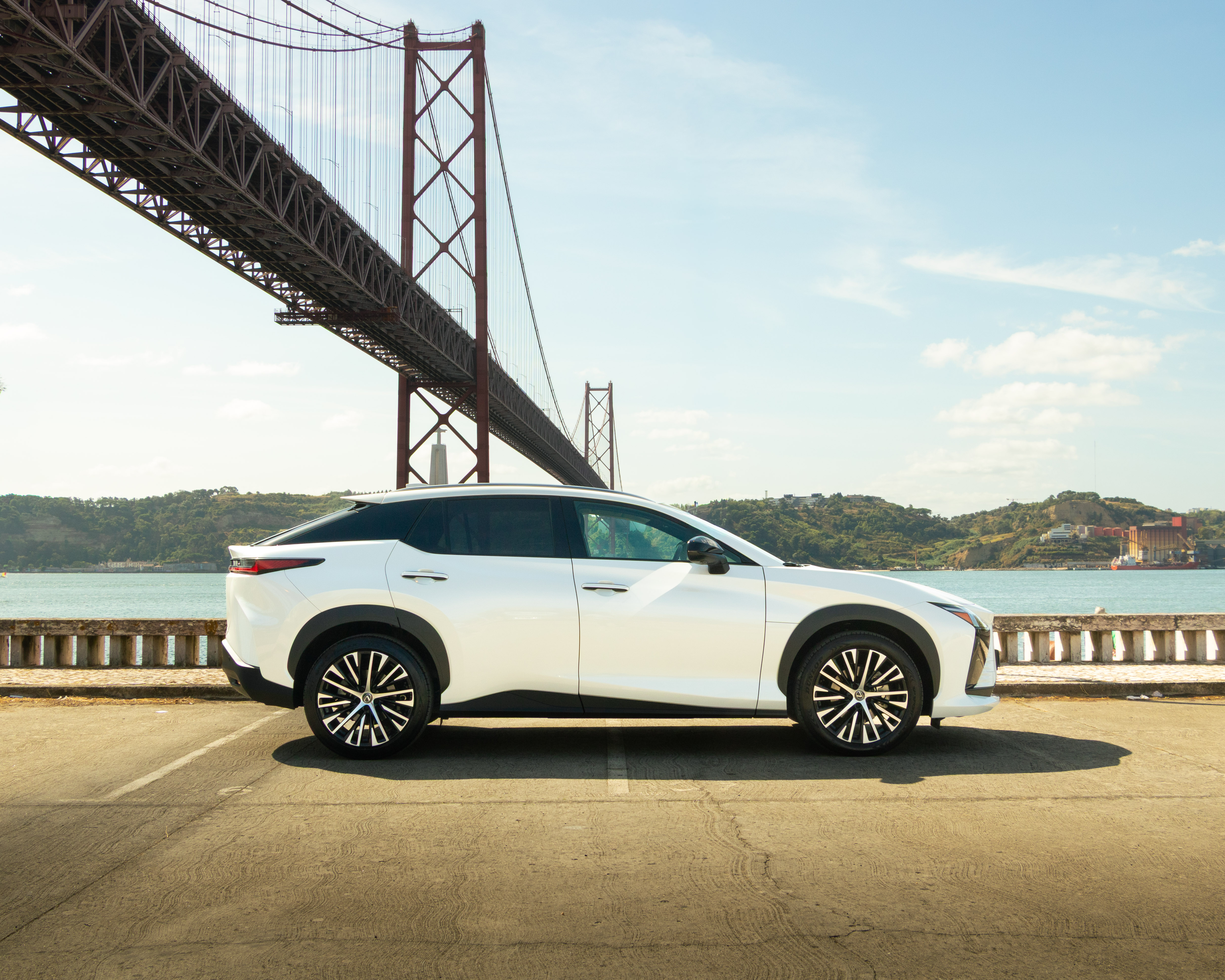 LEXUS RZ 450E RZ 450e Premium + Mala Eltrica (Monotone)