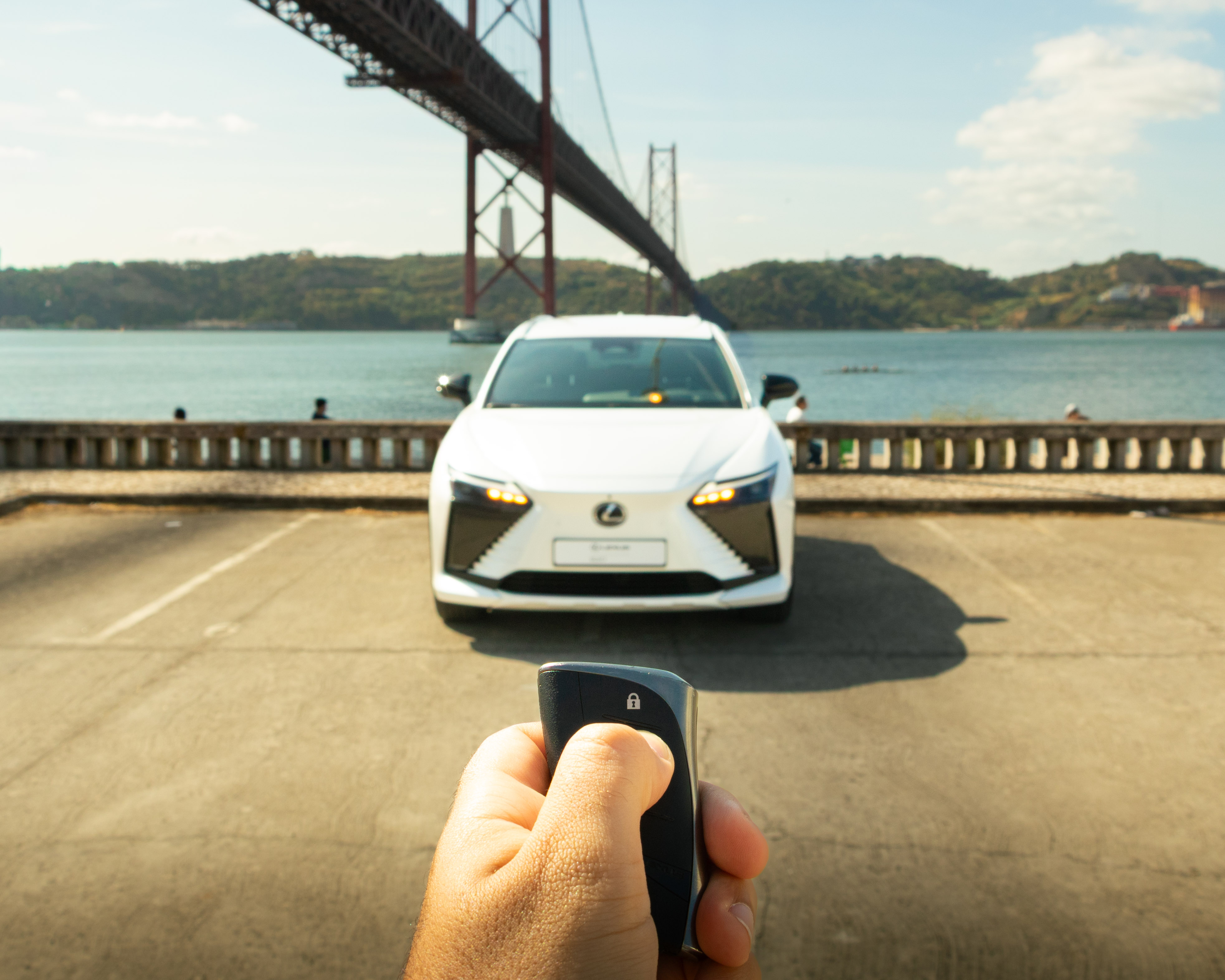 LEXUS RZ 450E RZ 450e Premium + Mala Eltrica (Monotone)