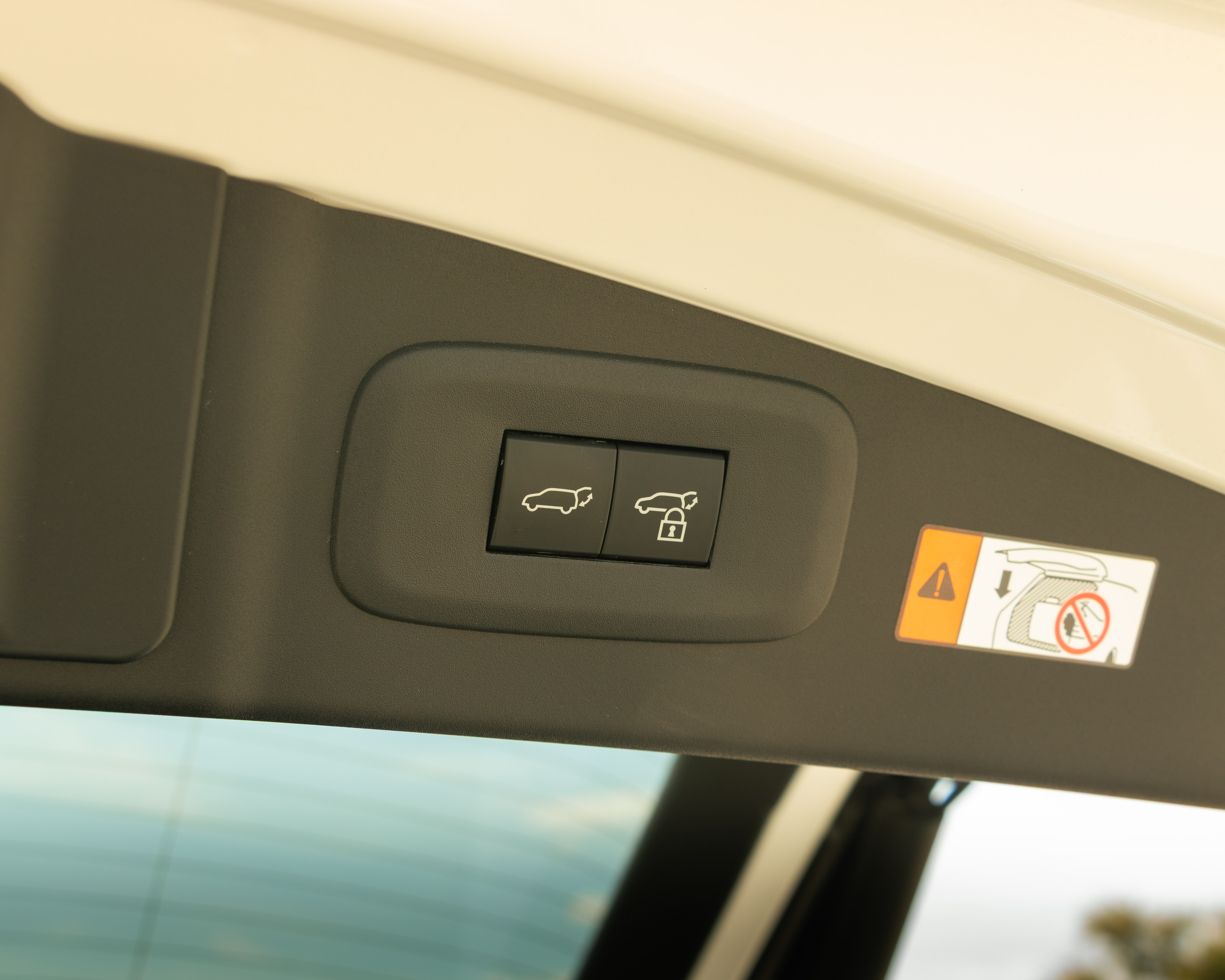 LEXUS RZ 450E RZ 450e Premium + Mala Eltrica (Monotone)