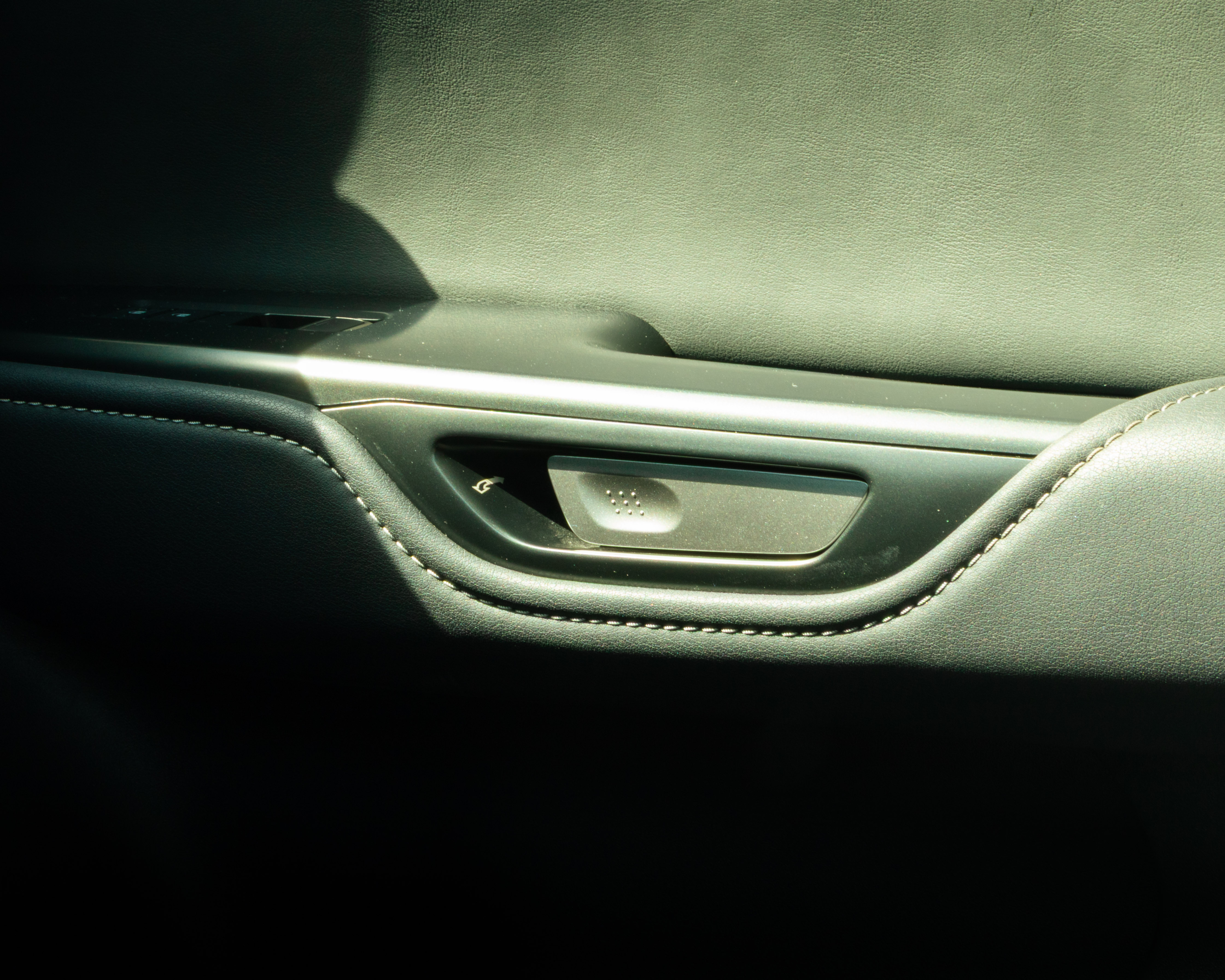 LEXUS RZ 450E RZ 450e Premium + Mala Eltrica (Monotone)